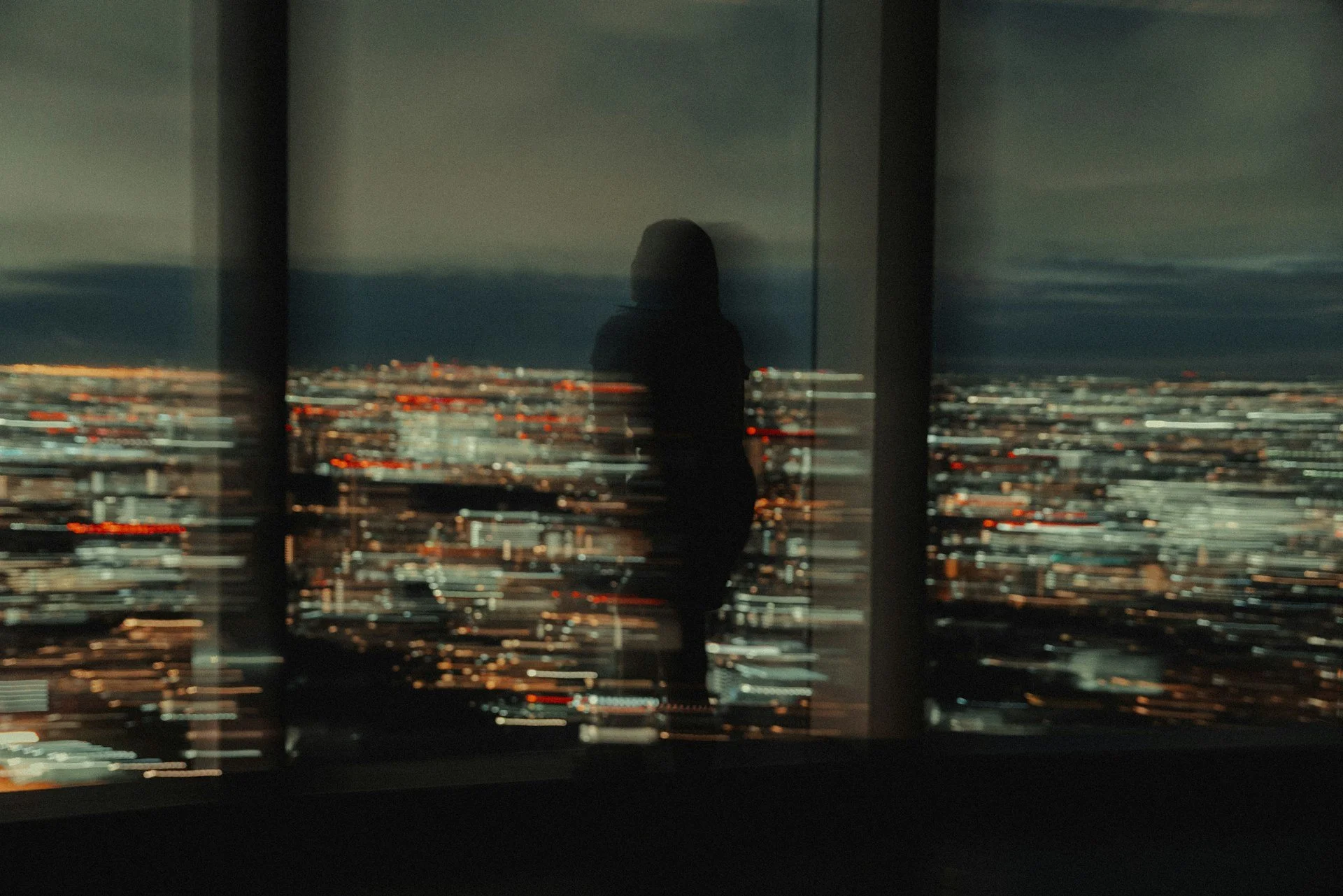 Recognizing and Navigating Burnout in Your 40s