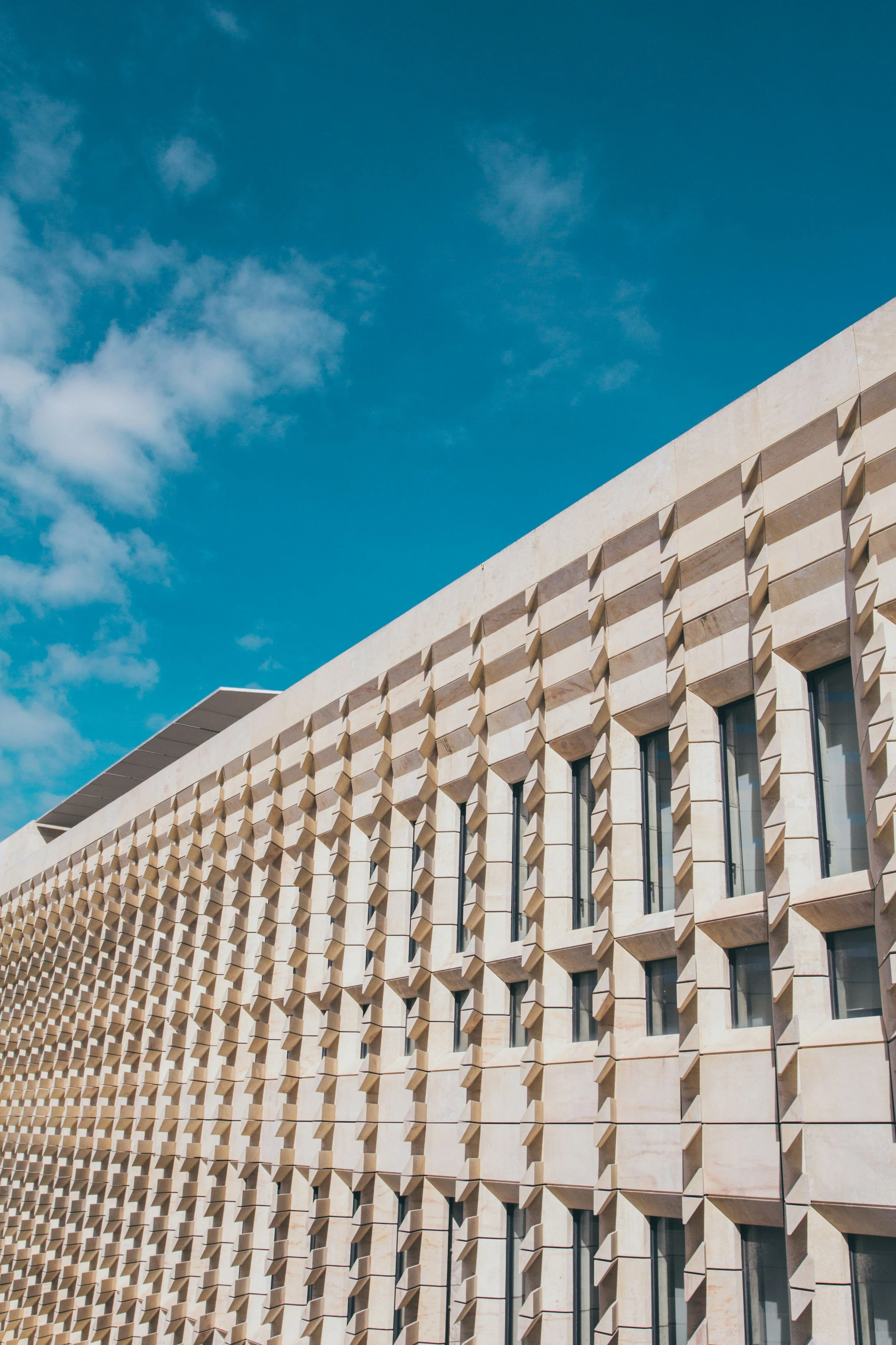 Natural Stone Facades: The Superior Choice for Sustainable Architecture