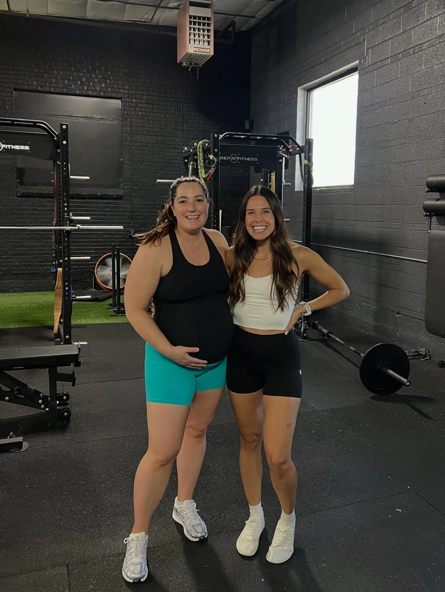 just some cool things that 2025 has brought for me, my clients, and my business ❤️&zwj;🔥🤠🪩🕺💪🏽

- SEVEN new babies from pregnant clients 🍼

- a beautiful wedding for my one of my longest standing clients 🥹💍

- a Precision Nutrition certificat