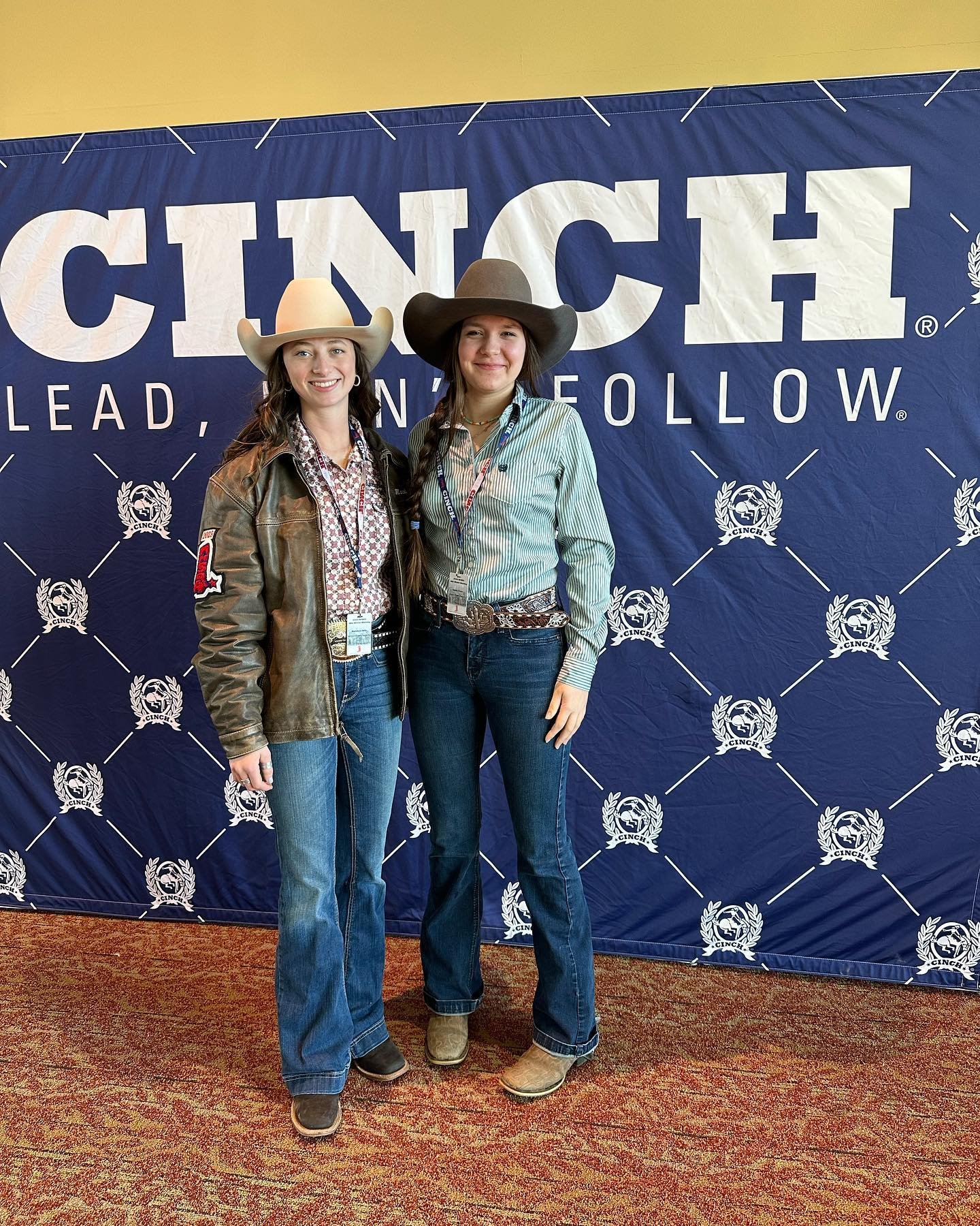 Two of our members are representing Alaska at the Mid Winters meeting in Branson, Missouri! 

@destini.kitson - AKHSRA Competitor
@_mack.b.ak_ - AKHSRA Student Secretary and NHSRA Student Secretary