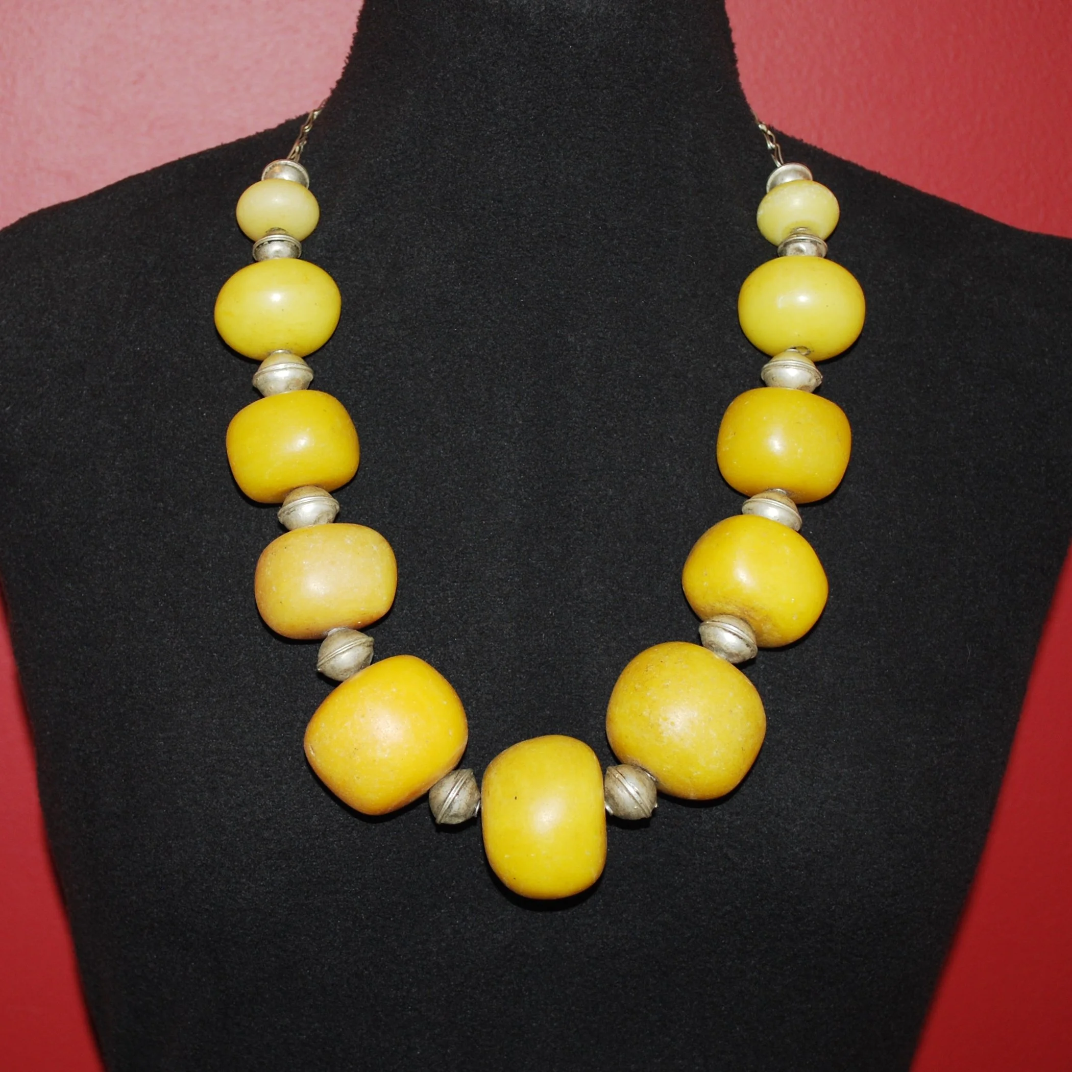 Moroccan Necklace - Berber Copal and Metal Beads Necklace - Amazigh