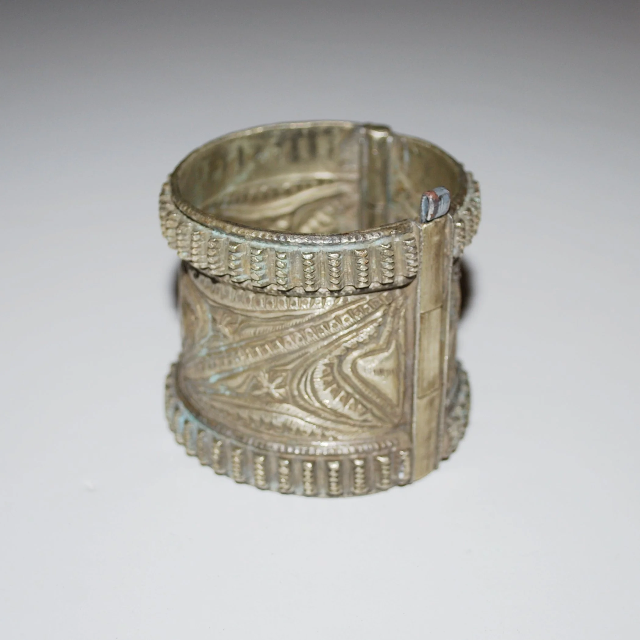 Vintage Kashmiri Tribal Cuff - SINGLE - Mansehra Bracelet - Belly Dance