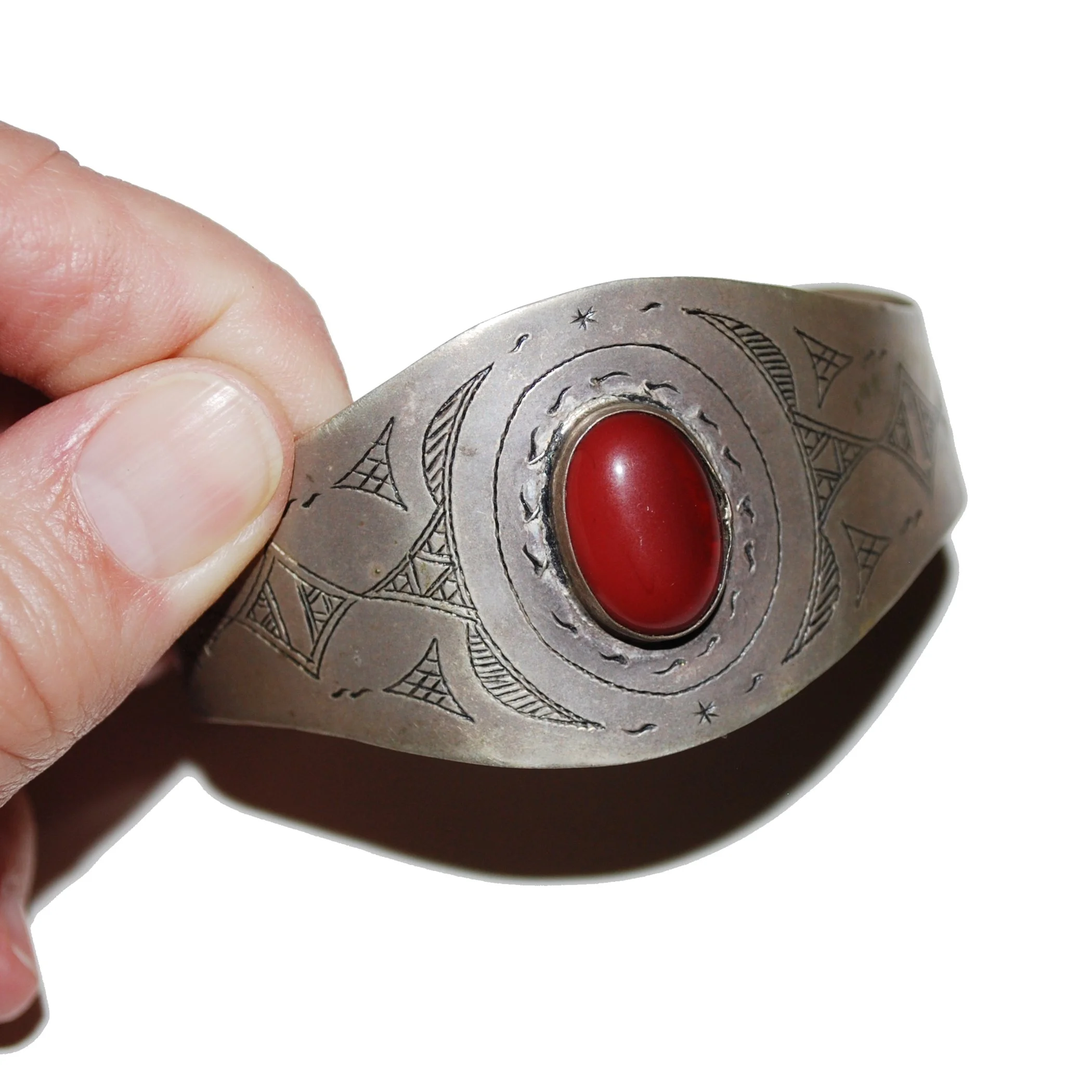 Tuareg Etched Cuff Bracelet with Jewel - Single - Dance Bracelet with Etched Design