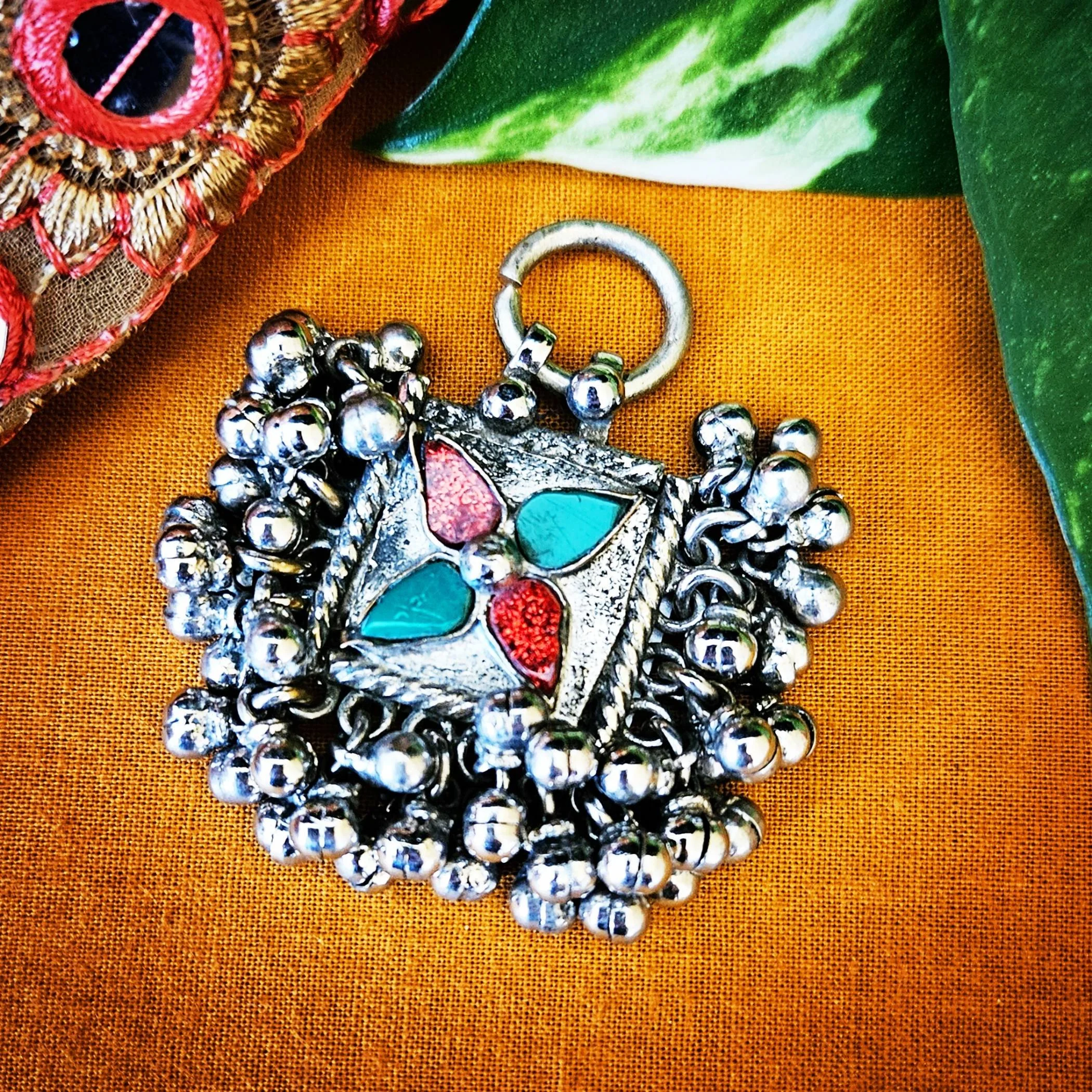 Single Vintage Tikka Kuchi Pendant - Tribal Jewel - Belly Dance Tiny Square