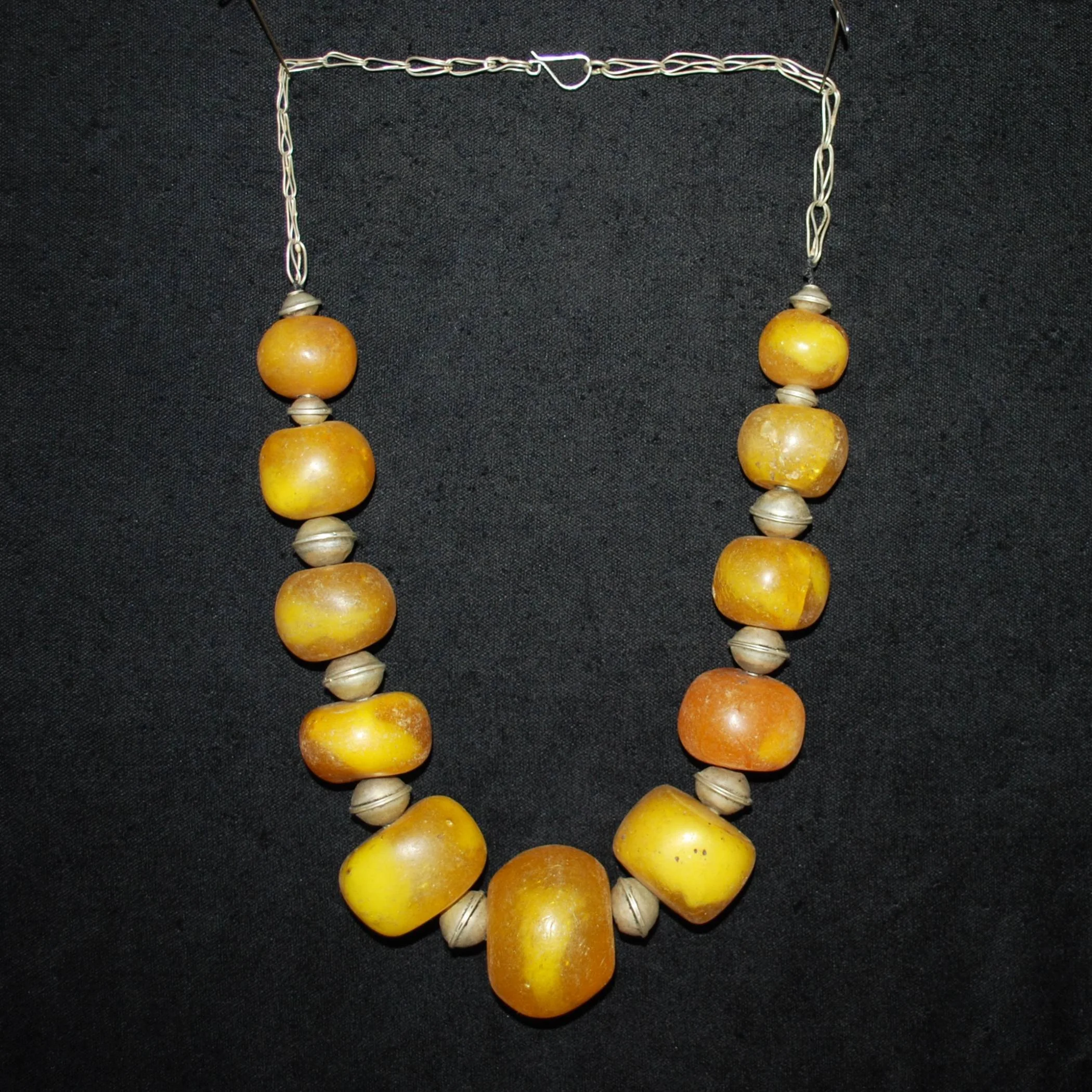 Moroccan Necklace - Berber Copal Beaded Necklace - Amazigh Necklace