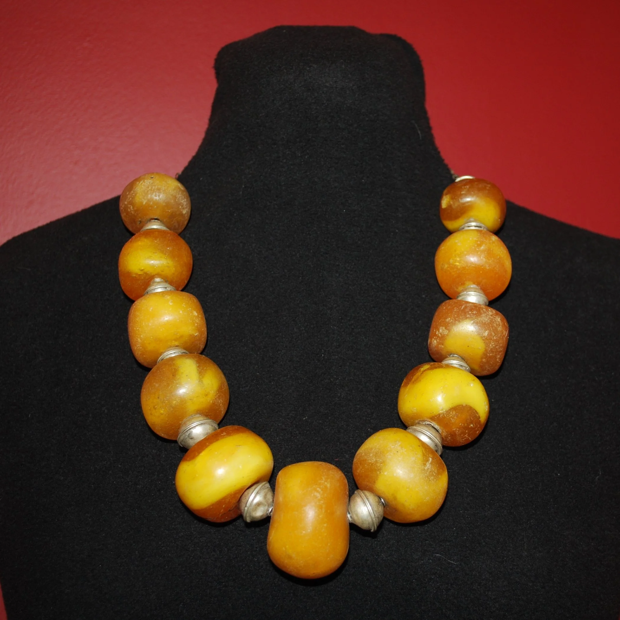 Moroccan Necklace - Berber Copal and Metal Beads Necklace - Amazigh