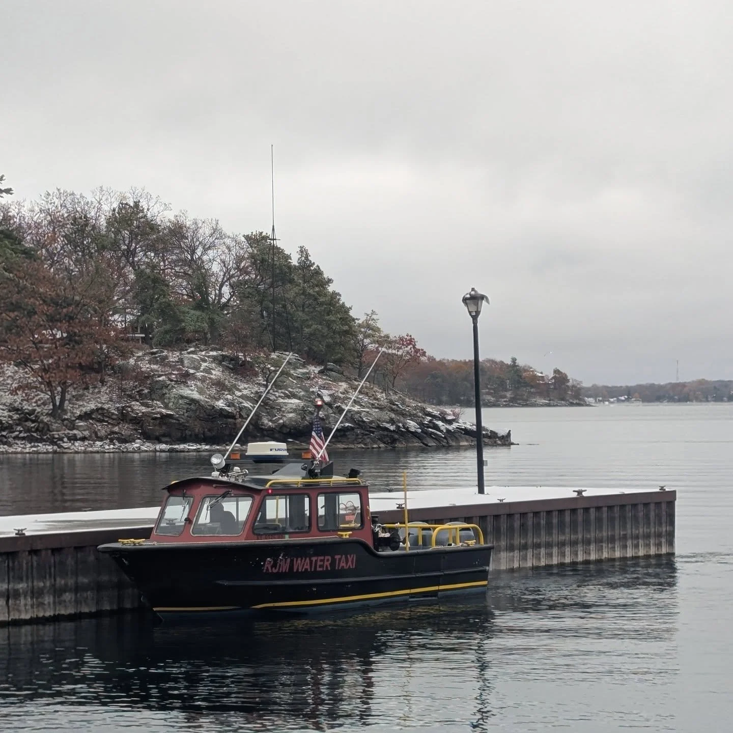 Due to the impending cold temperatures, our water taxis have been pulled from the water. We can, of course, relaunch the vessels for your winter needs. Please call to book and discuss fees. Our barges remain on standby till they are winterized. 

Ple