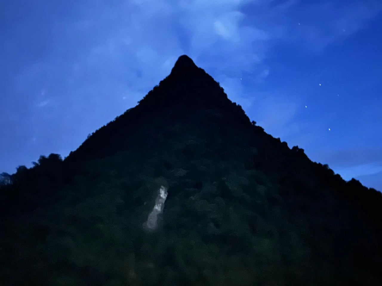 WhatsApp Image 2025-10-21 at 18.03.40.jpeg