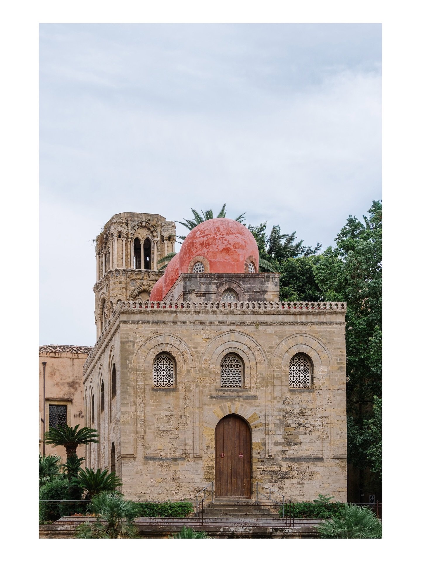 Palermo, Felix Urbs
.
.
.
.
.
.
.
#palermo #cattedrale #sancataldo #chiesadelsantissimosalvatore #sangiovannideglieremiti #santamariadellammiraglio #archeology #sicilia #sicily #history #normanni #arabonormanna #crocedigerusalemme #santsepolcro #sest