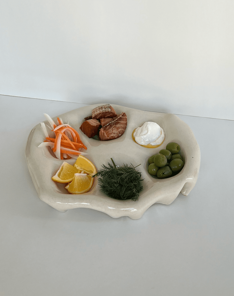 snack plate in cream