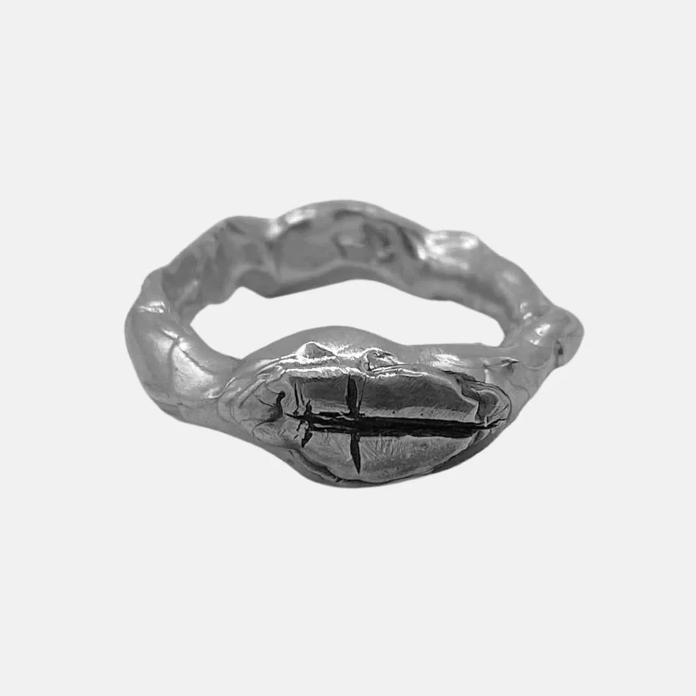 dagger ring