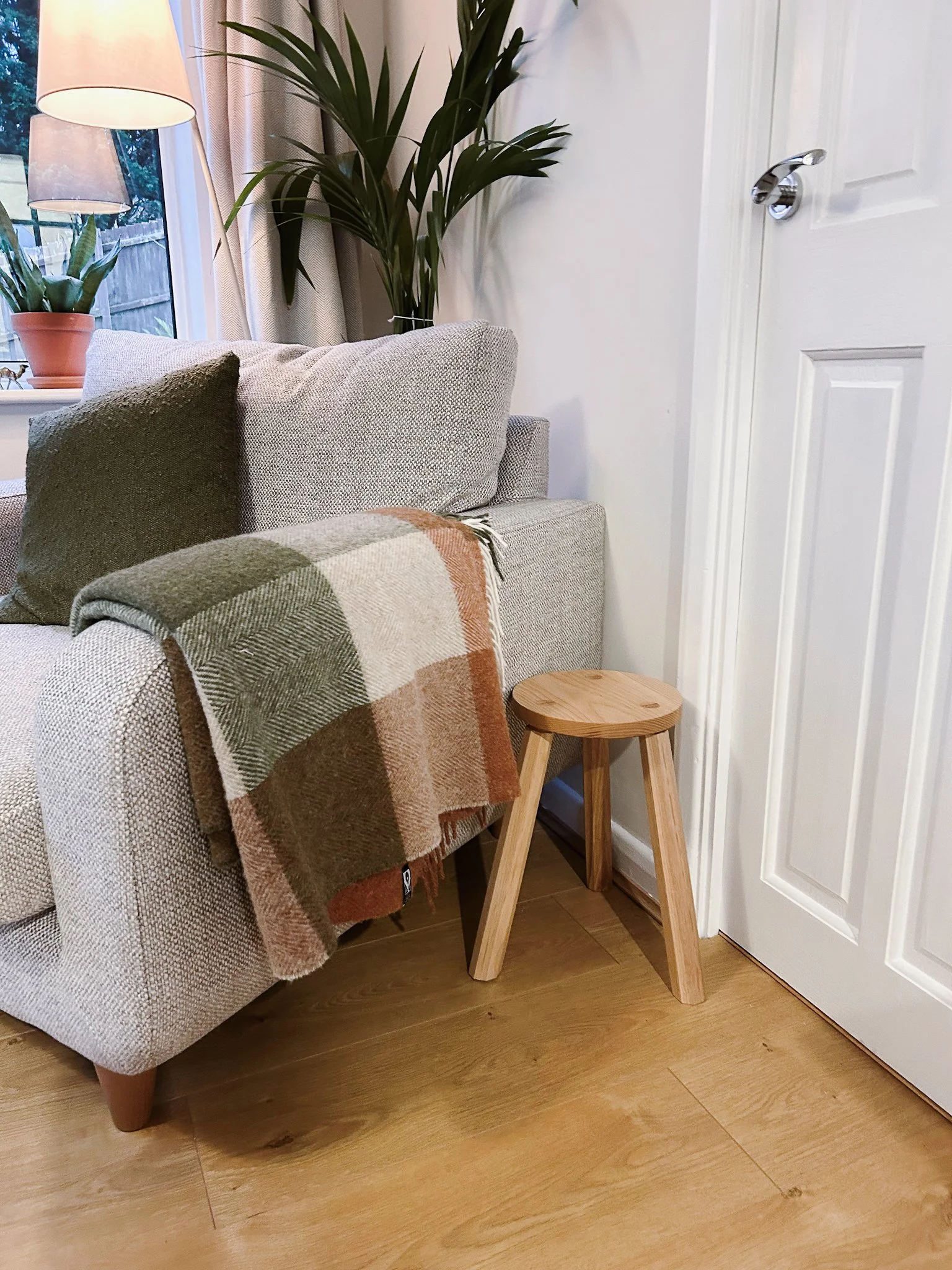 jenny-stool-fine-woodworking-kent-course-women.JPG