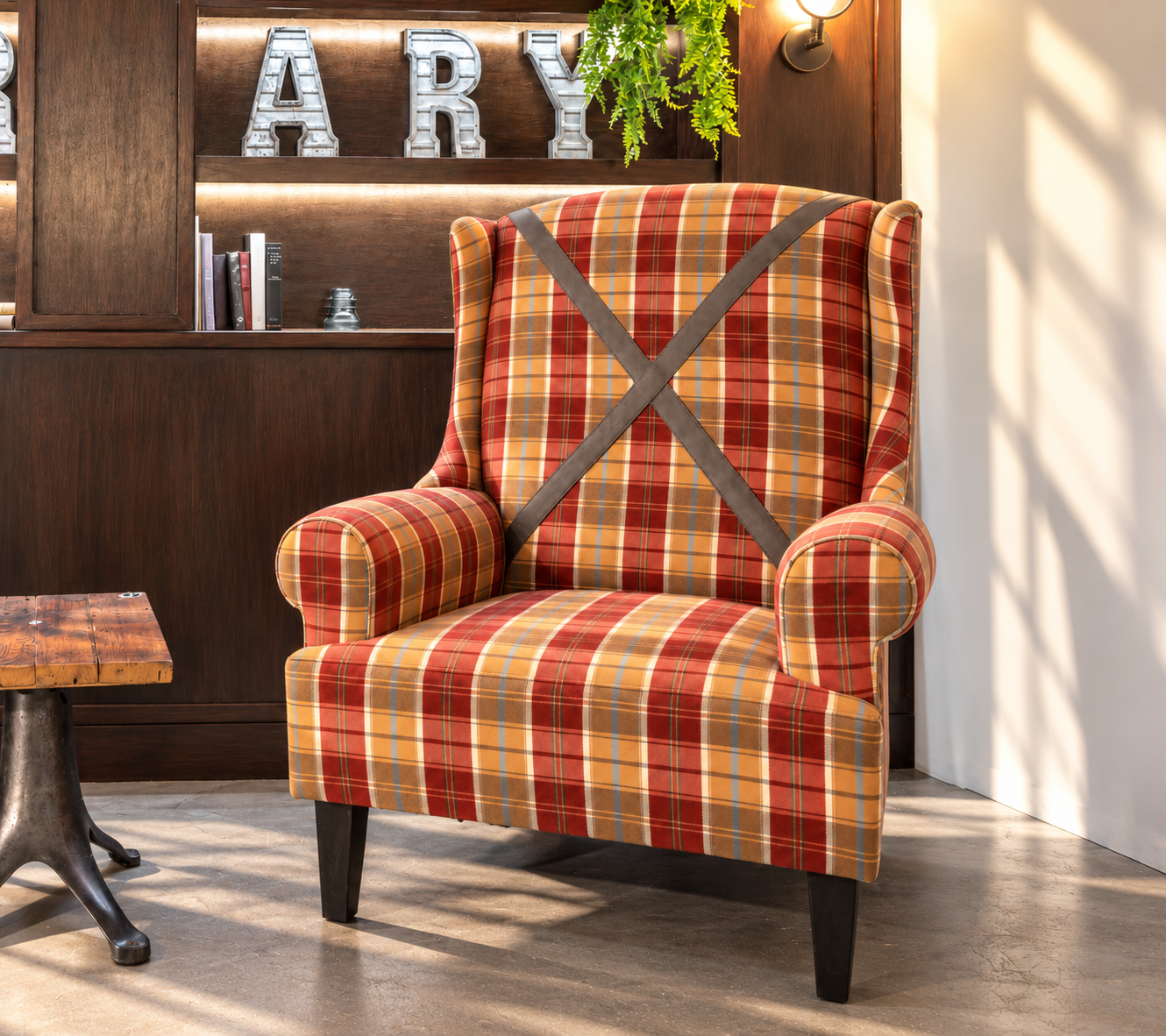 RETRO Rolled Arm Chair