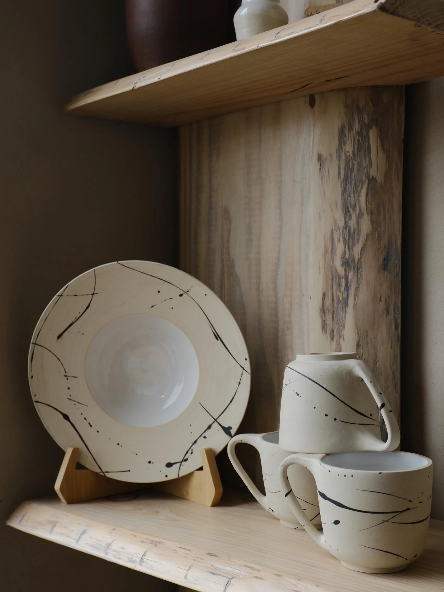 On the shelves.

Handmade ceramics and objects made in York by local artists and makers.

Small batch pieces, one-off works, books, brushes, coffee, woodwork, and objects for the home, all selected slowly and changing regularly throughout the year.

