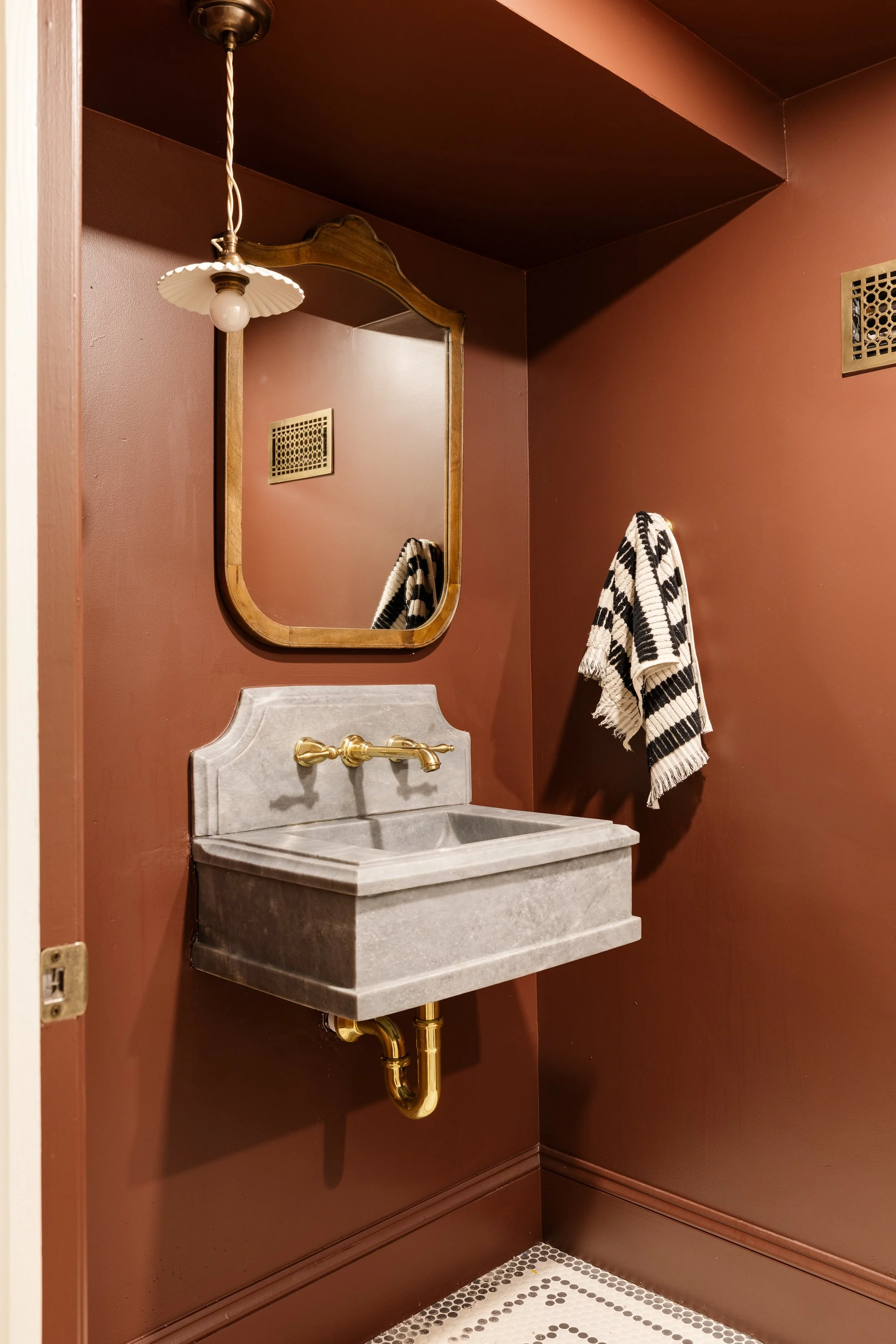 334 Ivy St-web-038.jpg