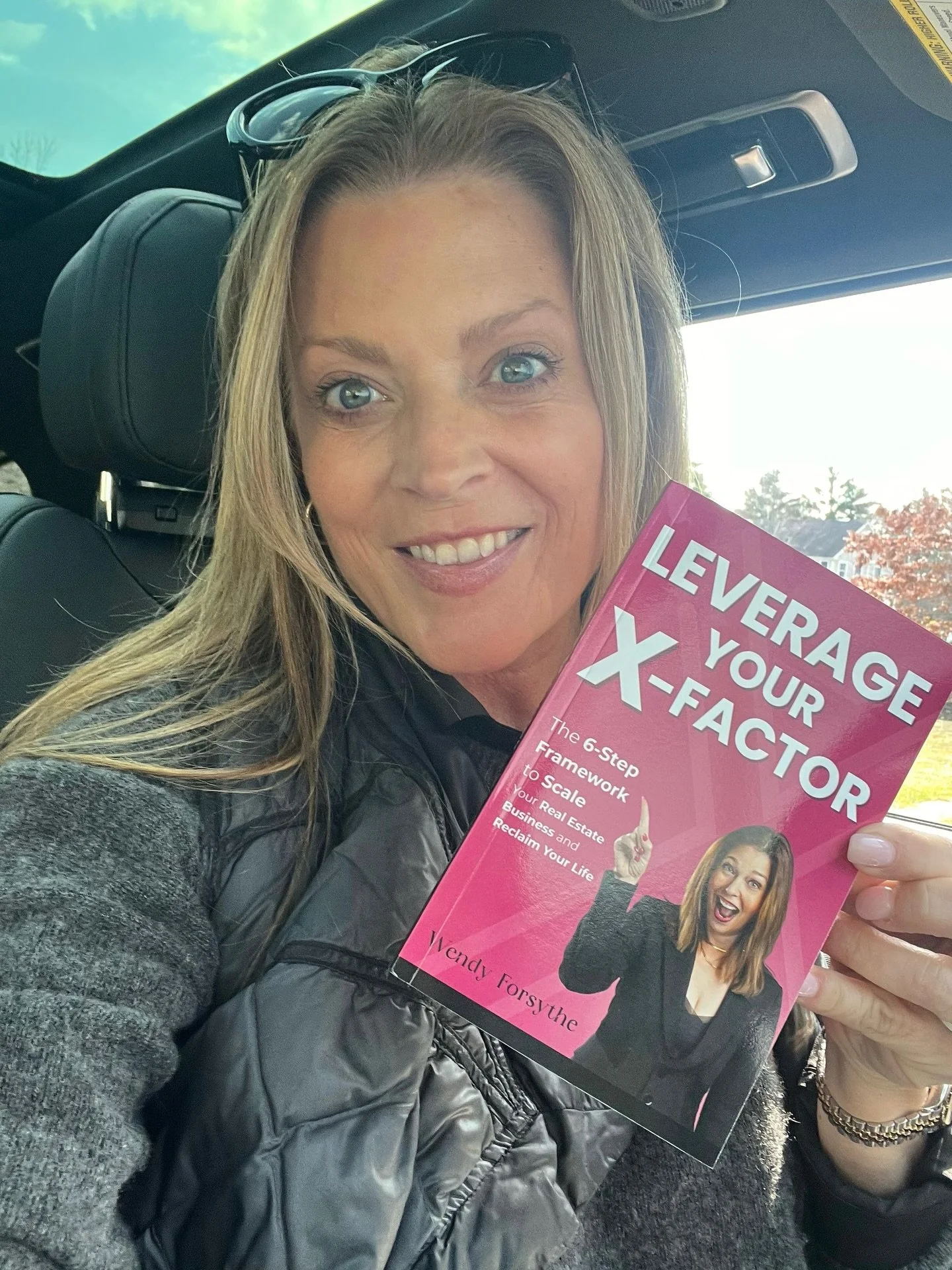 When you open the door and find out your CMO sends you a copy of her new book. So excited and can&rsquo;t wait to read this. Thank you  @brandwendy 

#Grateful
#RealEstateLife
#Leadership
#BusinessGrowth
#Inspiration