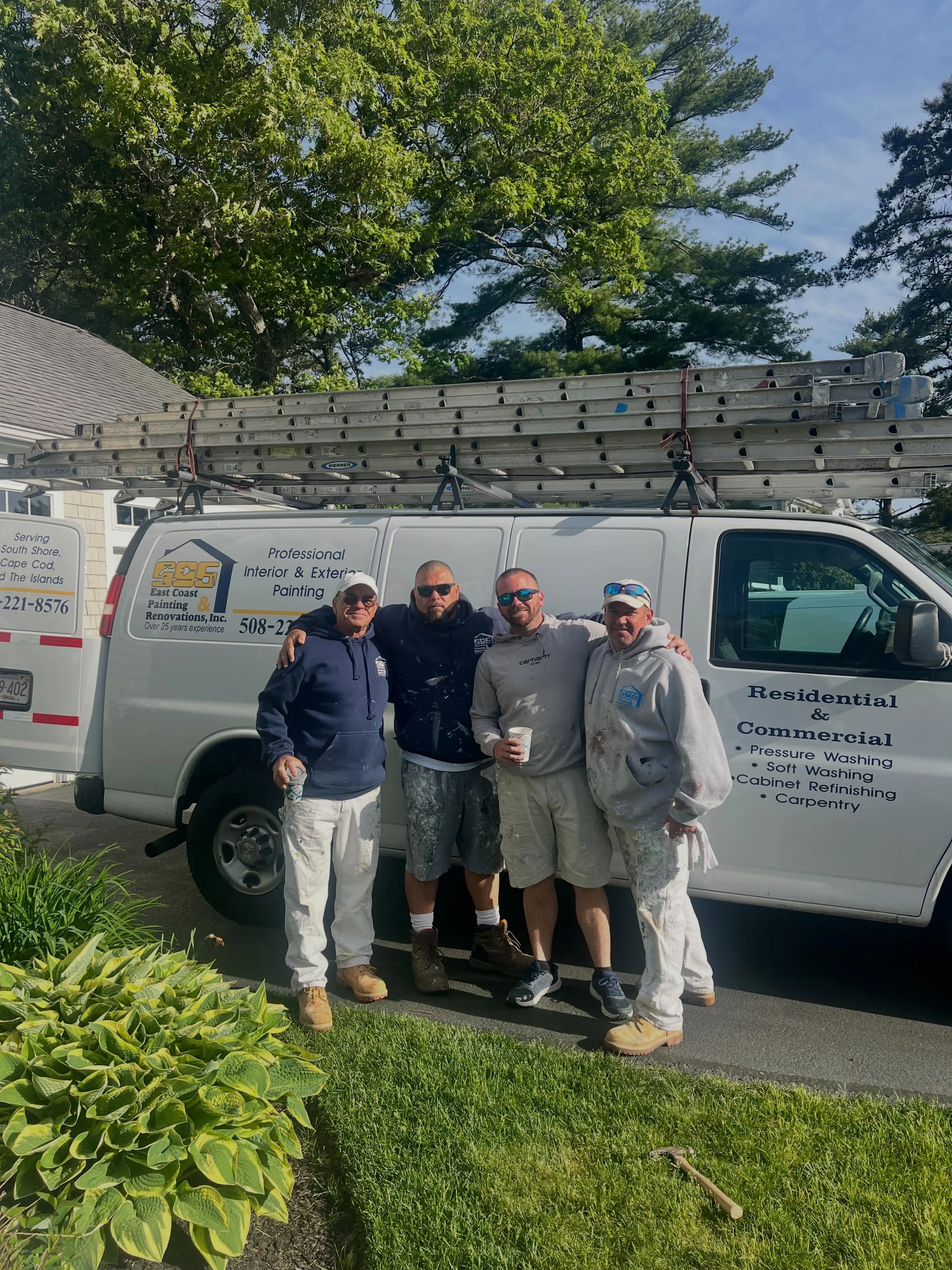 My favorite crew is here bright and early for some touch up work! @captbrandonowen and the guys @ecpaintandrenovations and I have worked together for so many years. 

They have helped me and many of my clients and always consistently do such a great 