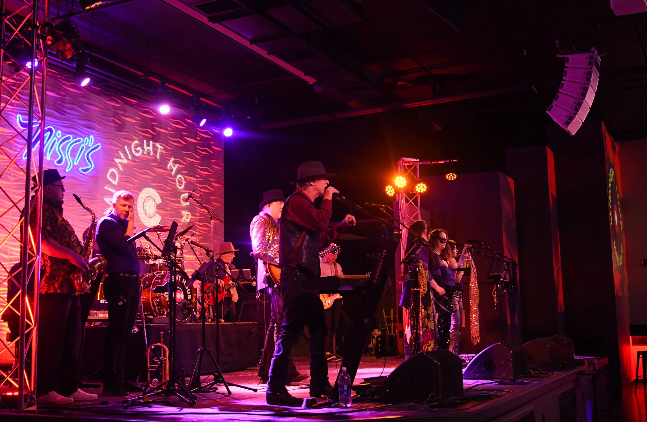 Midnight Hour concert-139.jpg