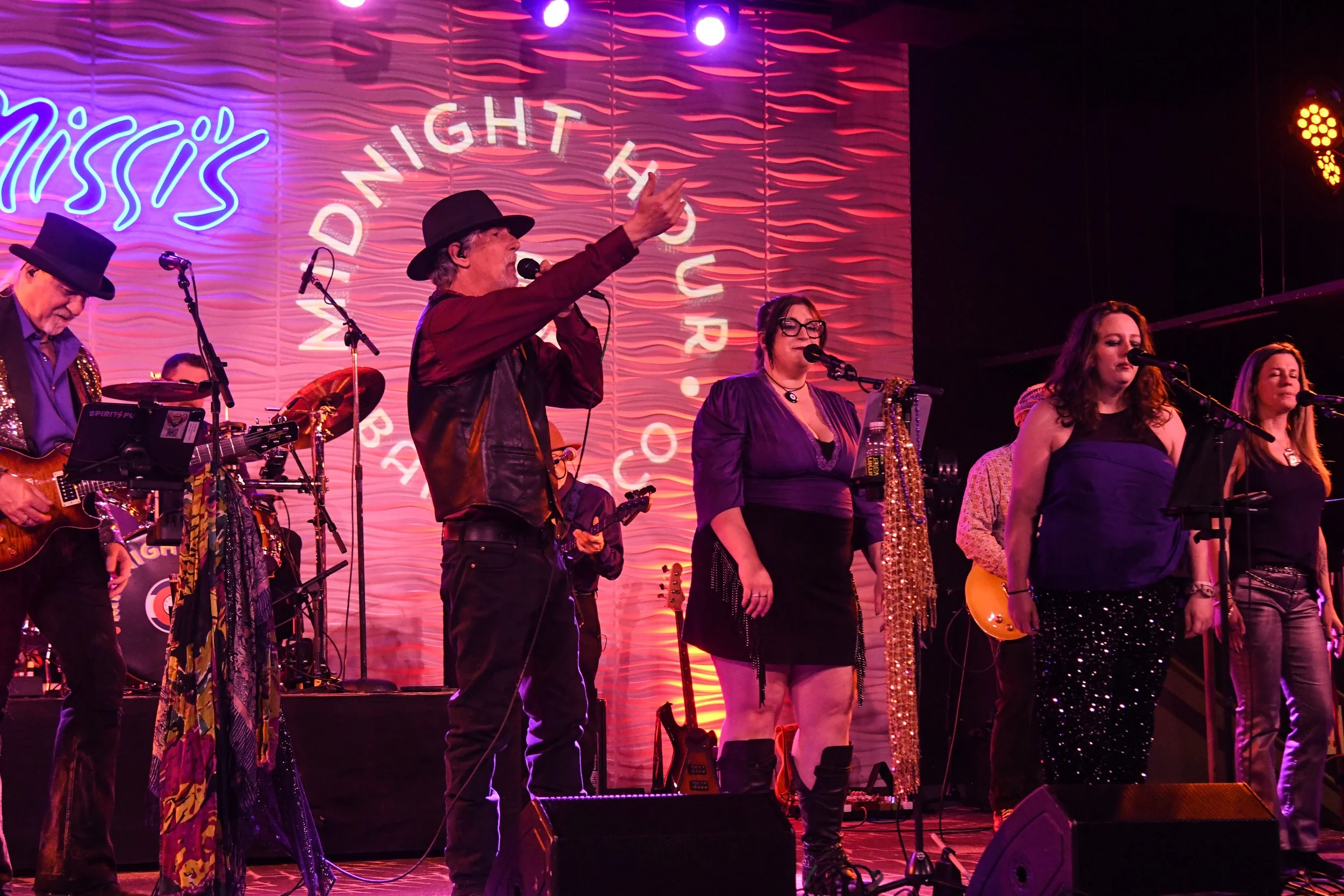 Midnight Hour concert-97.jpg