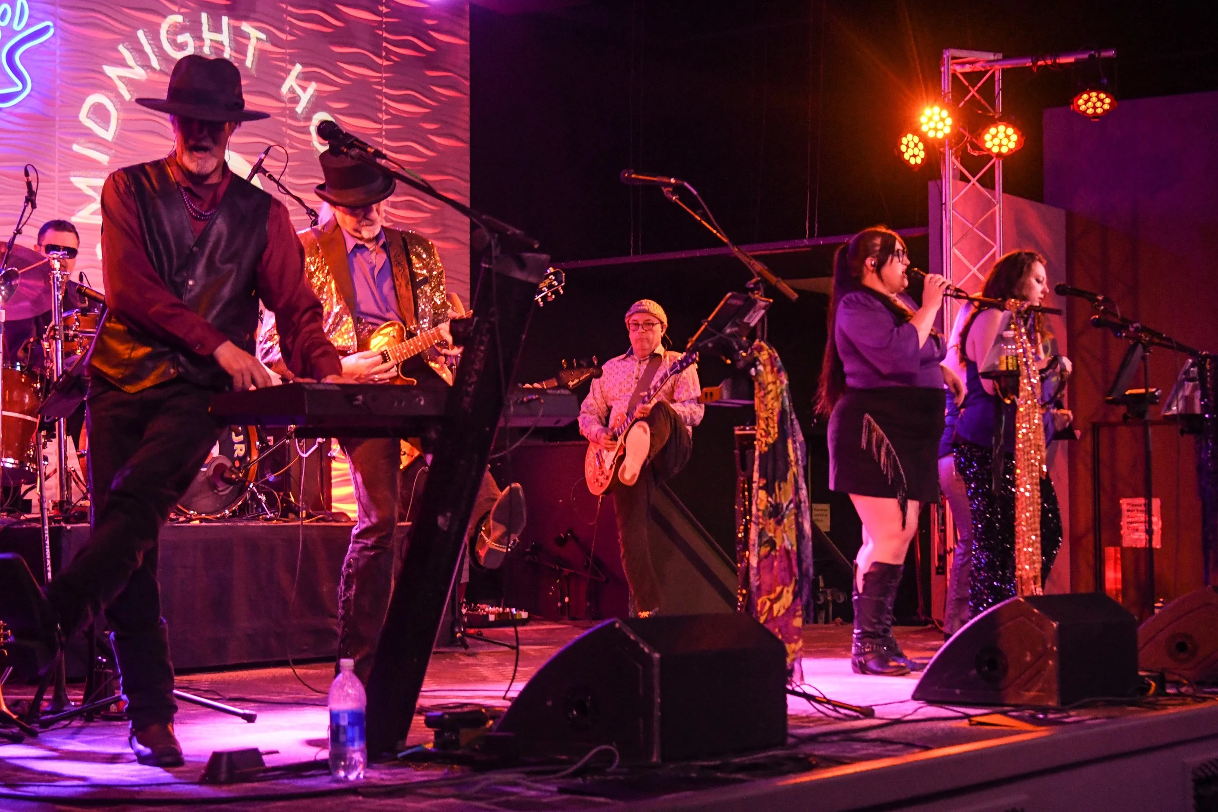 Midnight Hour concert-147.jpg