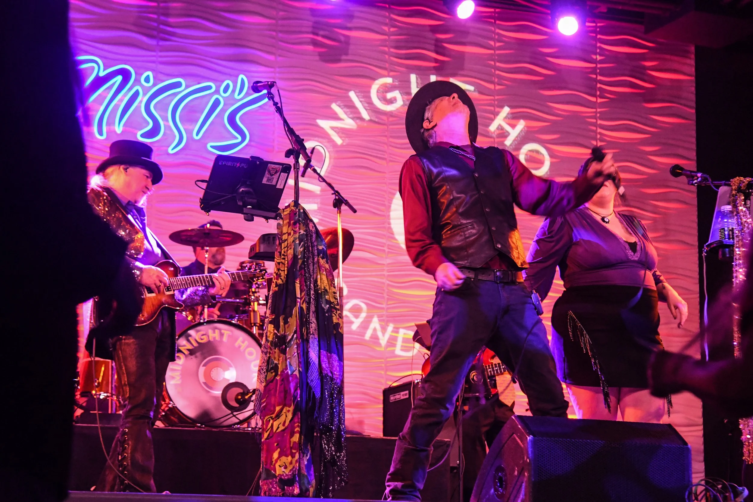 Midnight Hour concert-54.jpg