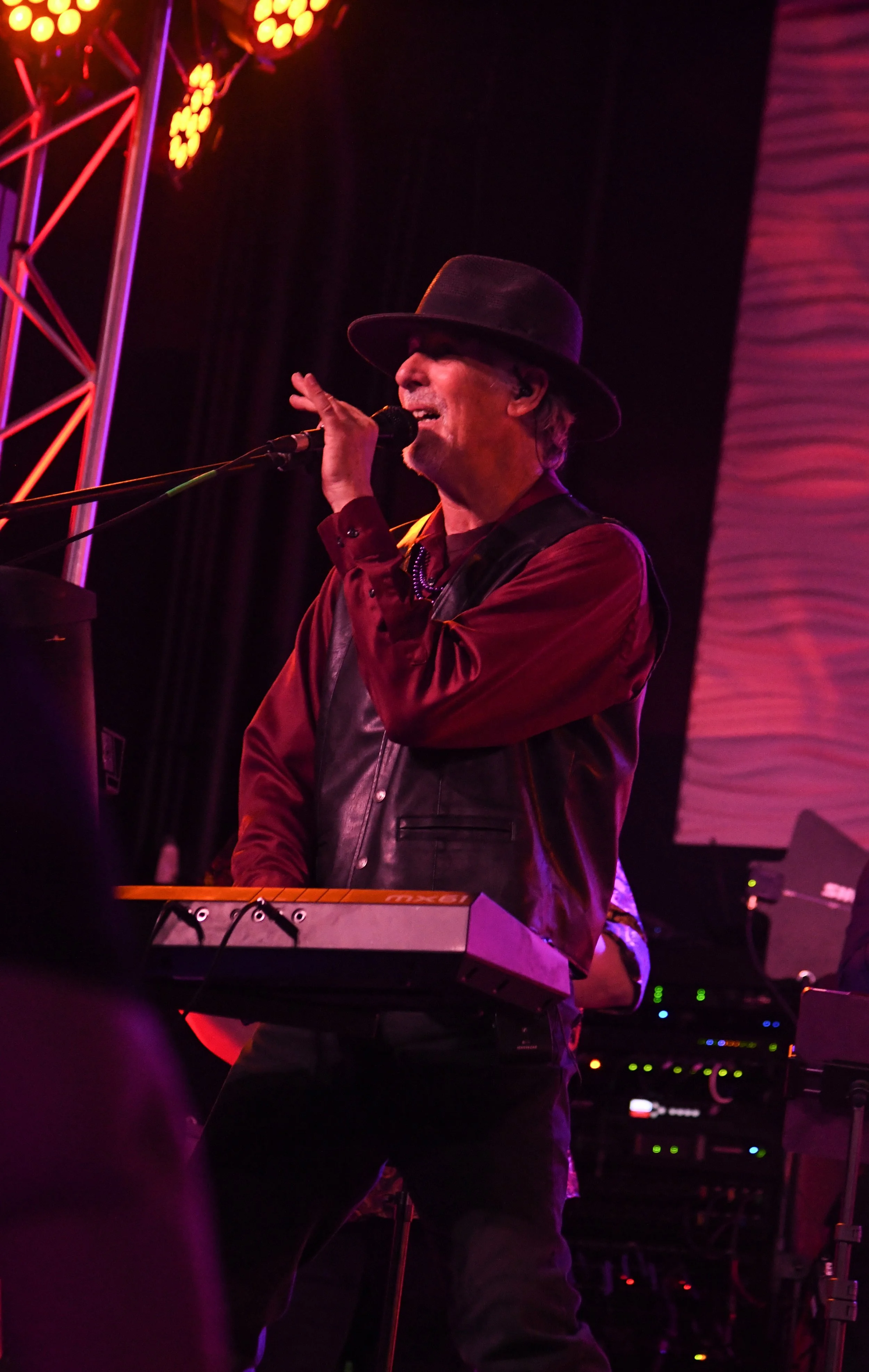 Midnight Hour concert-21.jpg