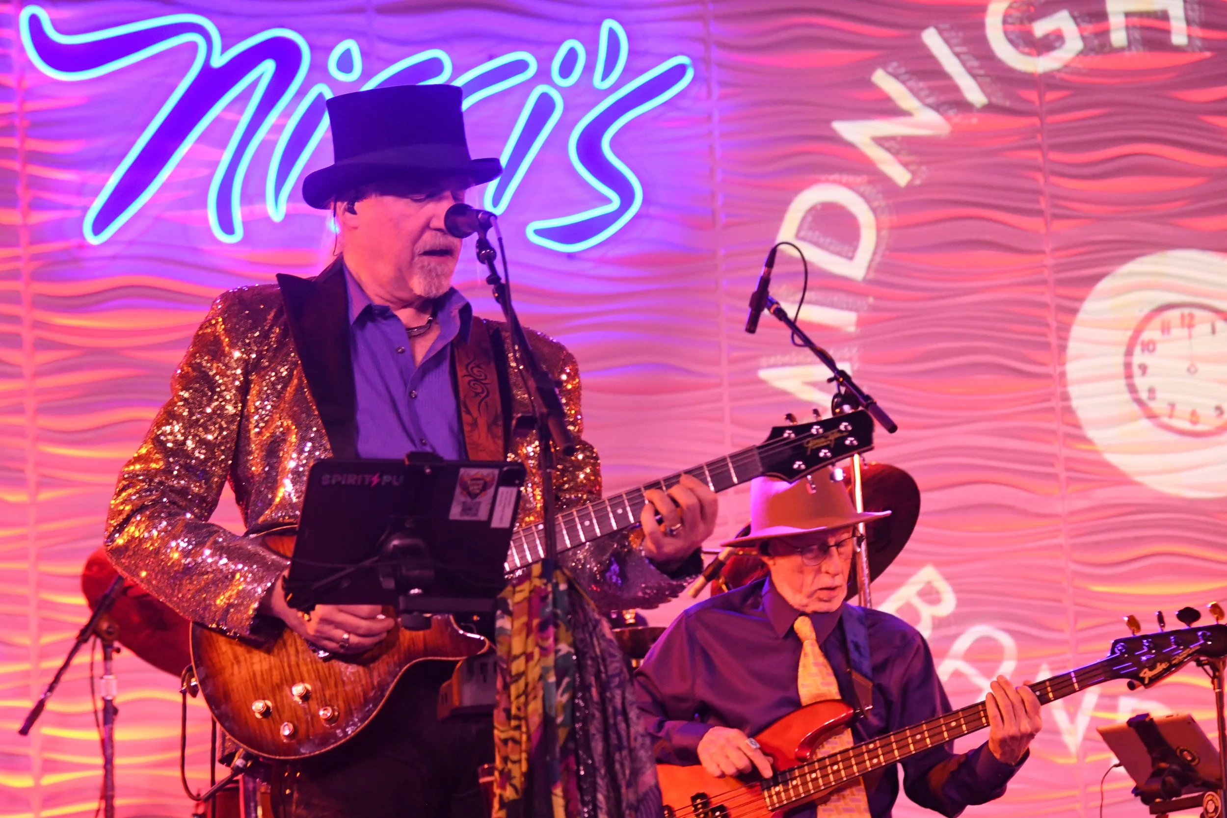 Midnight Hour concert-124.jpg