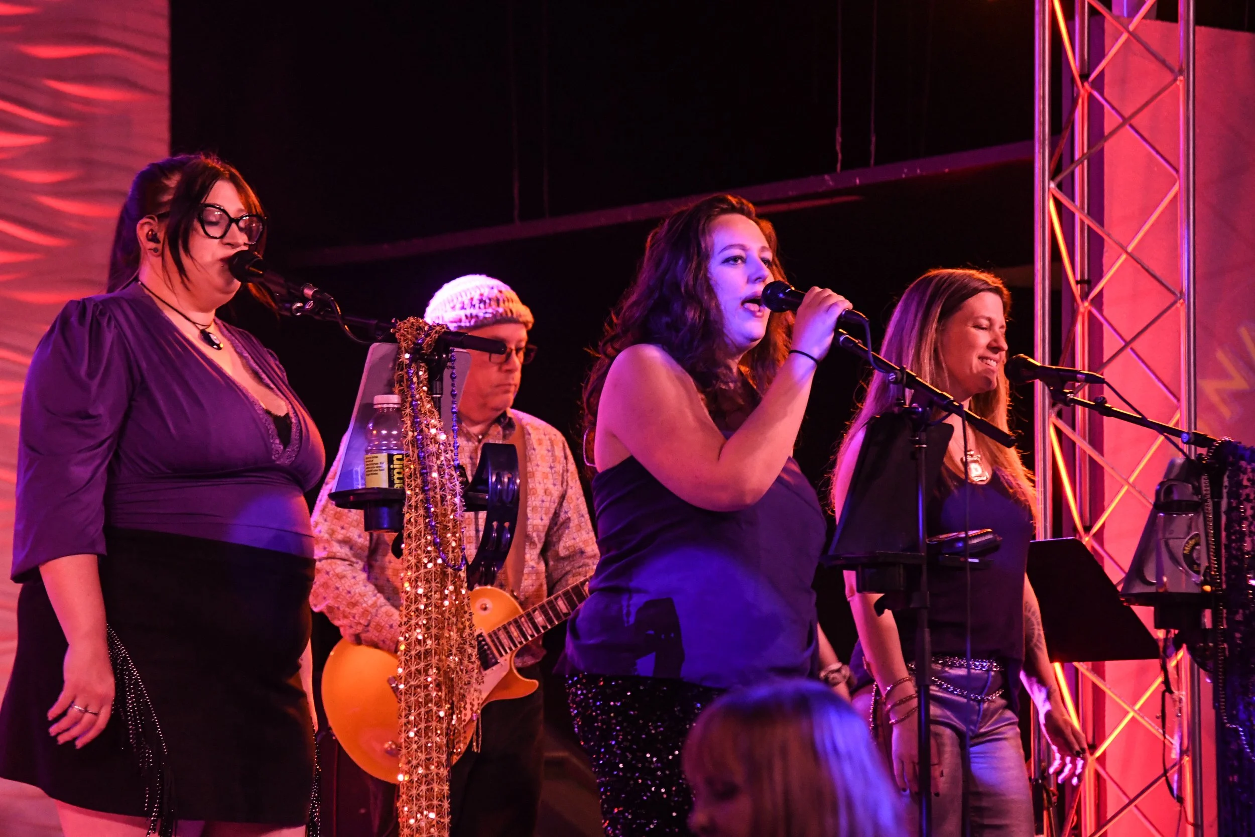 Midnight Hour concert-88.jpg