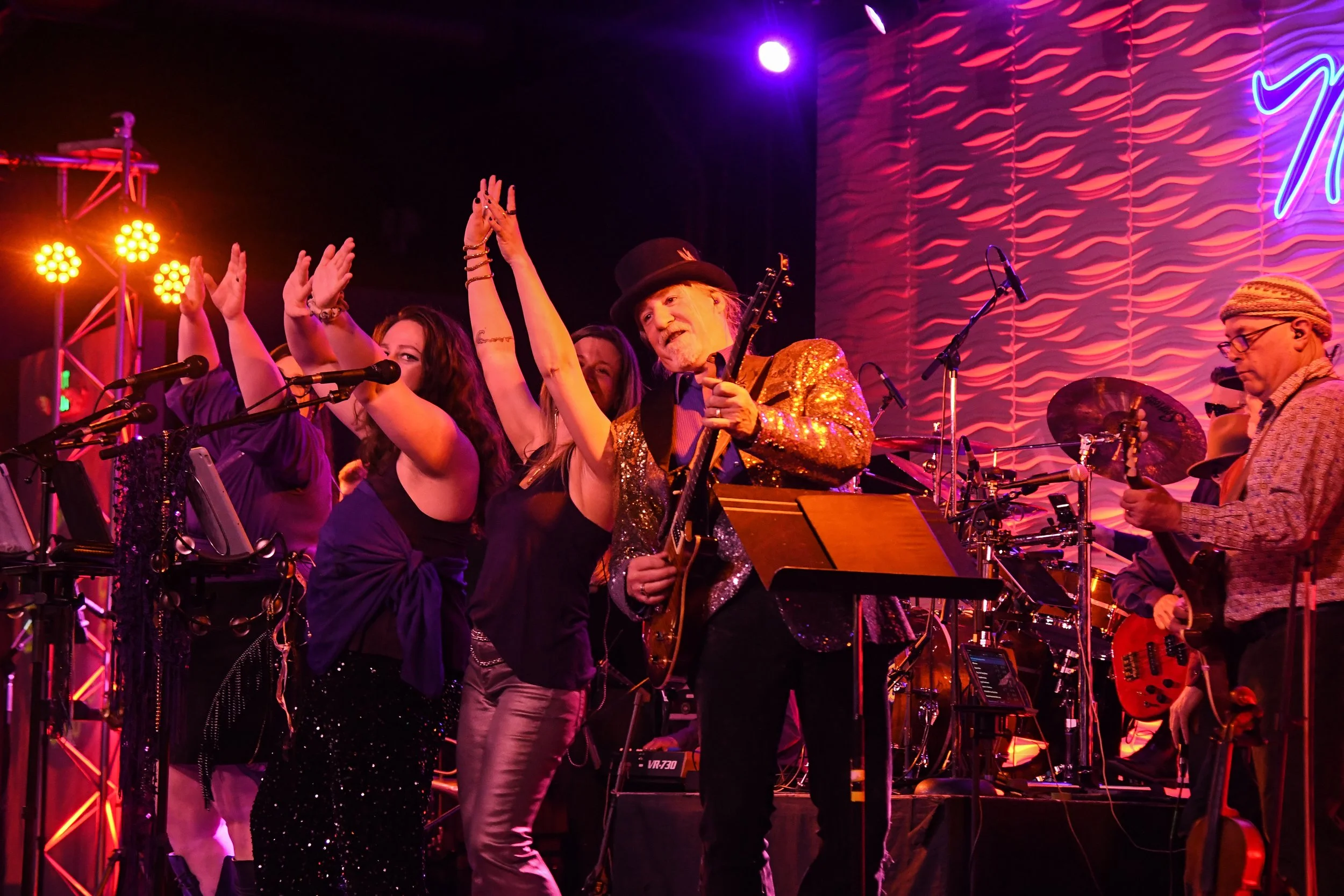 Midnight Hour concert-111.jpg