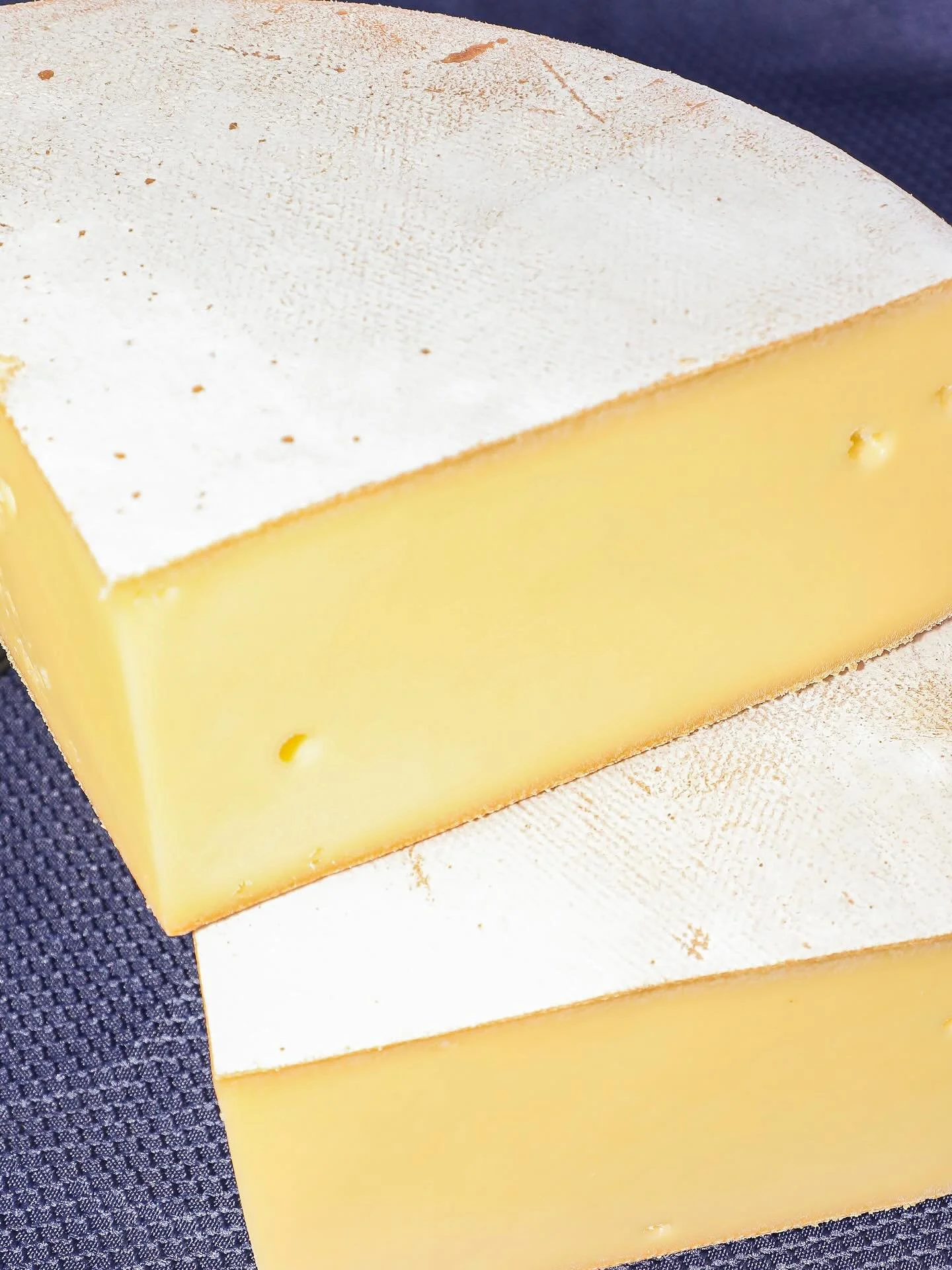 first cheese post of many to come 🧀🪤✨

#cheese #cheeseculture #bostonfood #foodie