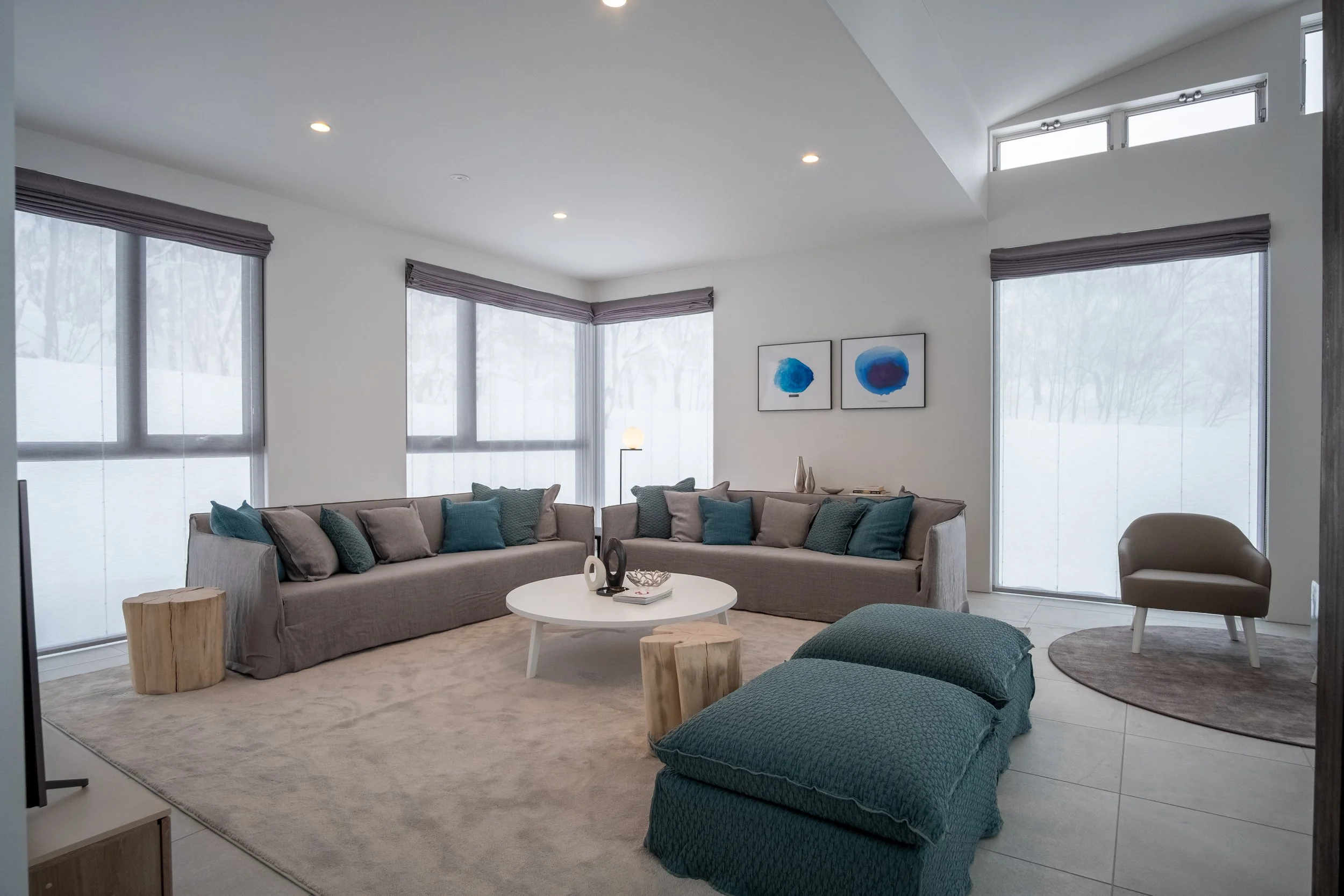 2nd Floor Living Room - Song Saa Chalet - Niseko