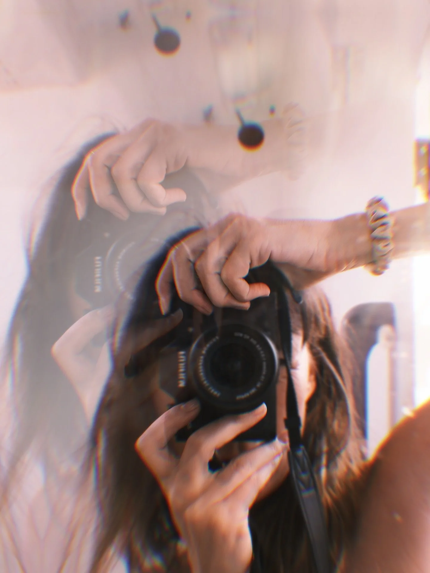 Fear doesn&rsquo;t get the first move tonight &mdash; play does. This Gemini super-moon arrives as a bright continuation of the Scorpio new moon, reminding you that you can feel deeply without letting life get too heavy.

That everything is a mirror.