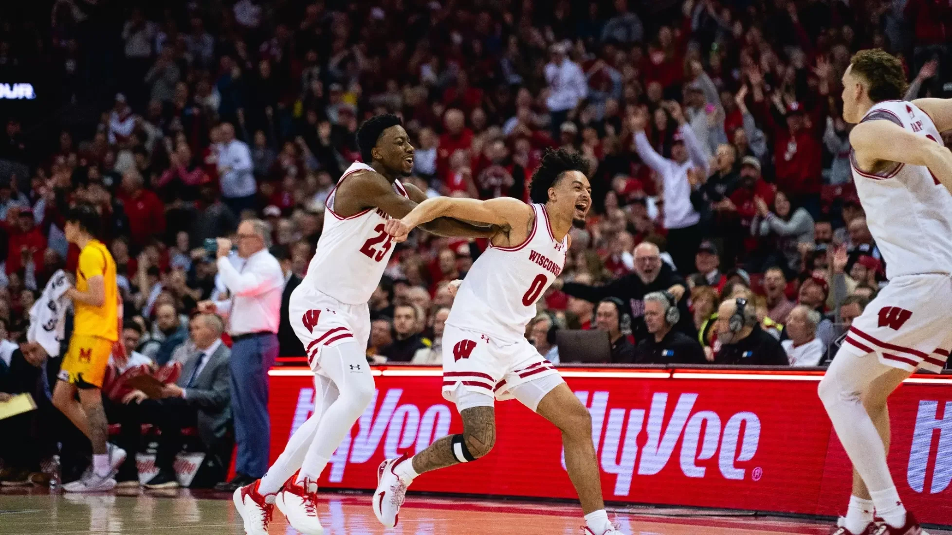 Badgers cruise past Maryland on senior night