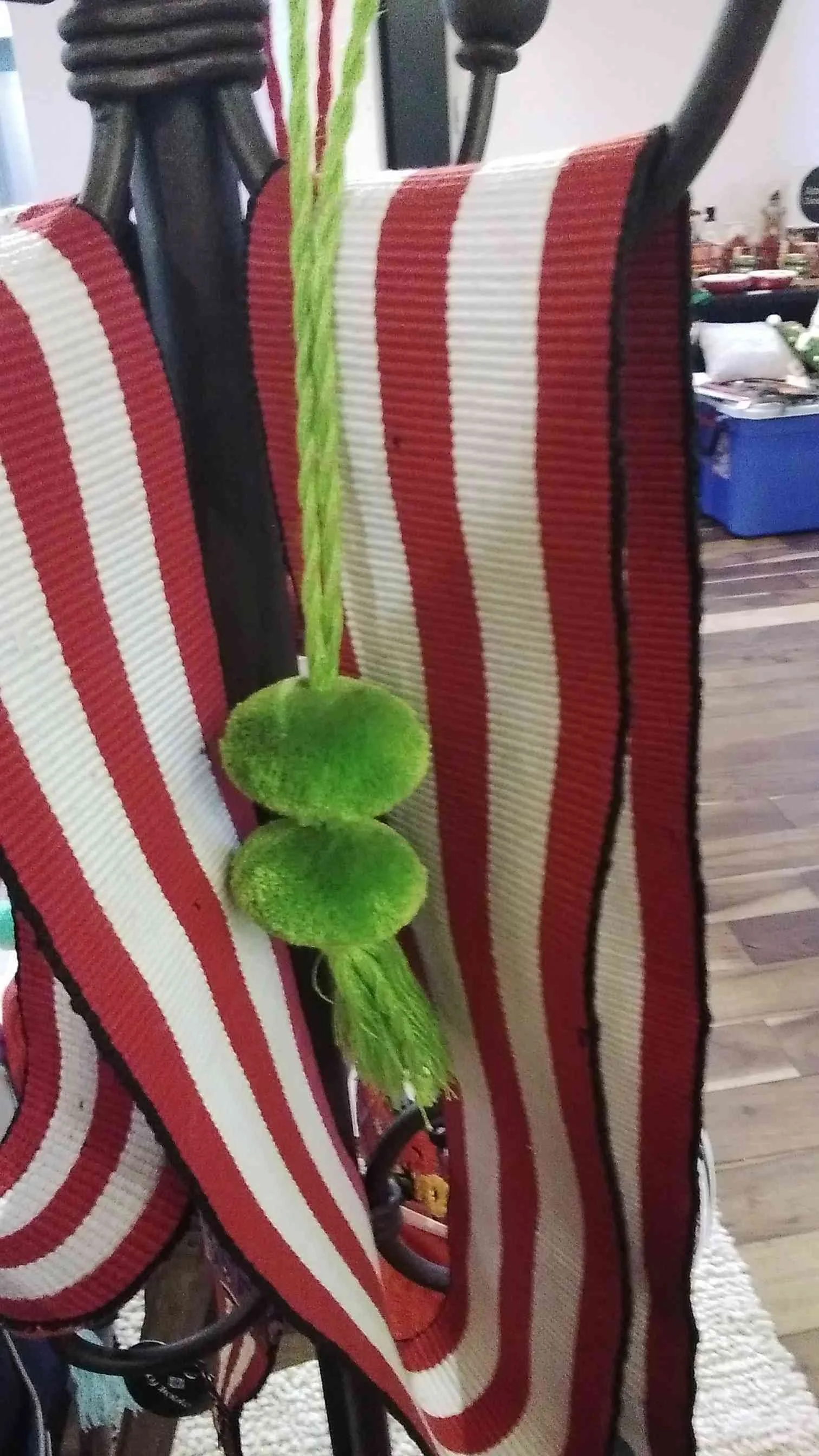 Dual Pompom accessory