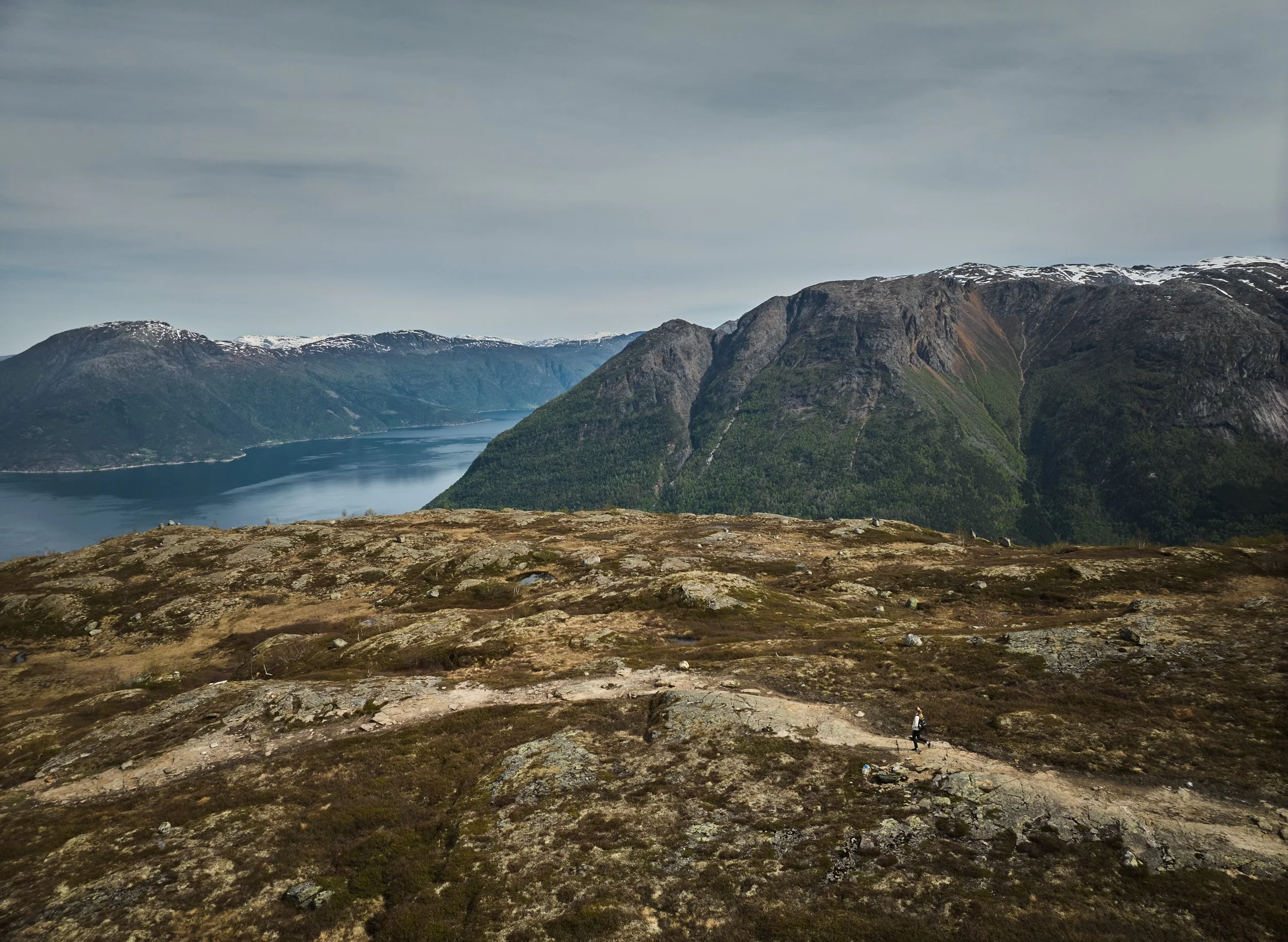 Ullensvang_14mai_drone_003.jpg