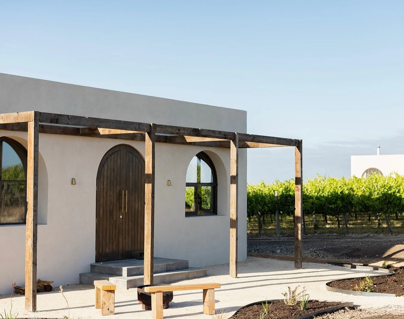 Our favourite time of year, when the vines are in full flight. Book now for your chance to wake up amongst the vines in McLaren Vale, on Kaurna land.