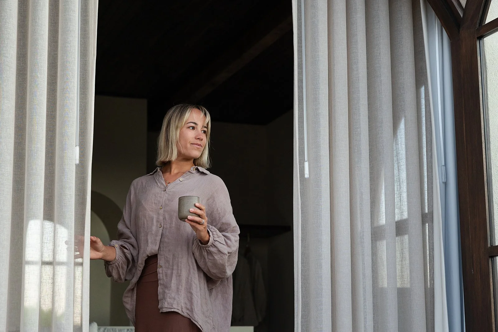 Stillness isn&rsquo;t a luxury, it&rsquo;s a necessity.⁠ Rare Earth Retreats were made for the kind of quiet that makes your shoulders drop and your mind exhale.