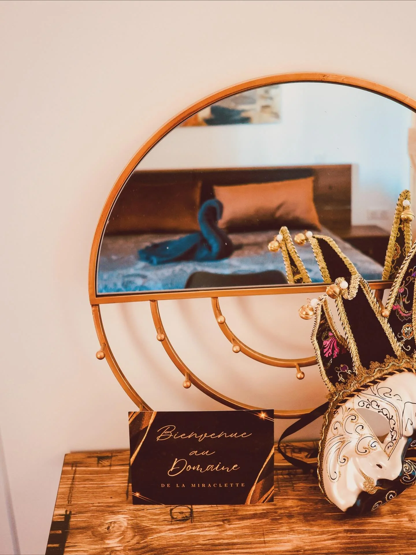 Les D&eacute;tails de chaque endroit ✨

Parce que tous nos visiteurs sont diff&eacute;rents mais que la personnalisation de chaque pi&egrave;ce est importante pour nous de mani&egrave;re &agrave; se sentir chez soi ou tout simplement bien. Nous avons