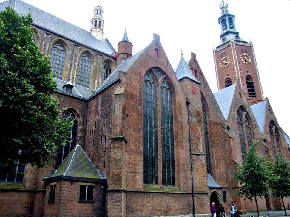 grotekerk_denhaag.jpg