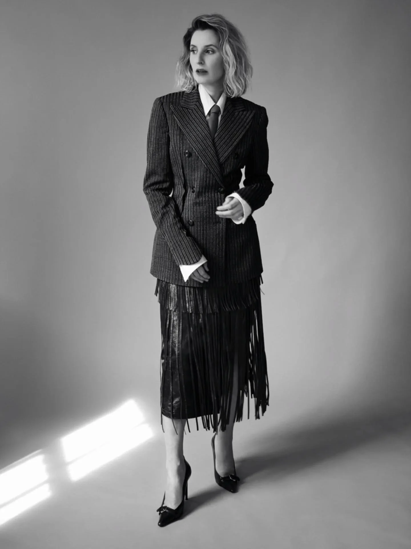 Star of #downtownabbey Laura Carmichael @larrycarmichael #shotatthefitz for @numero_netherlands

Talent Laura Carmichael
Photography @lee_malone_photography
Styling @kelvinstylist
Makeup Emma White Turtle @ewtmakeup at The Wall Group
Hair @davidebarb