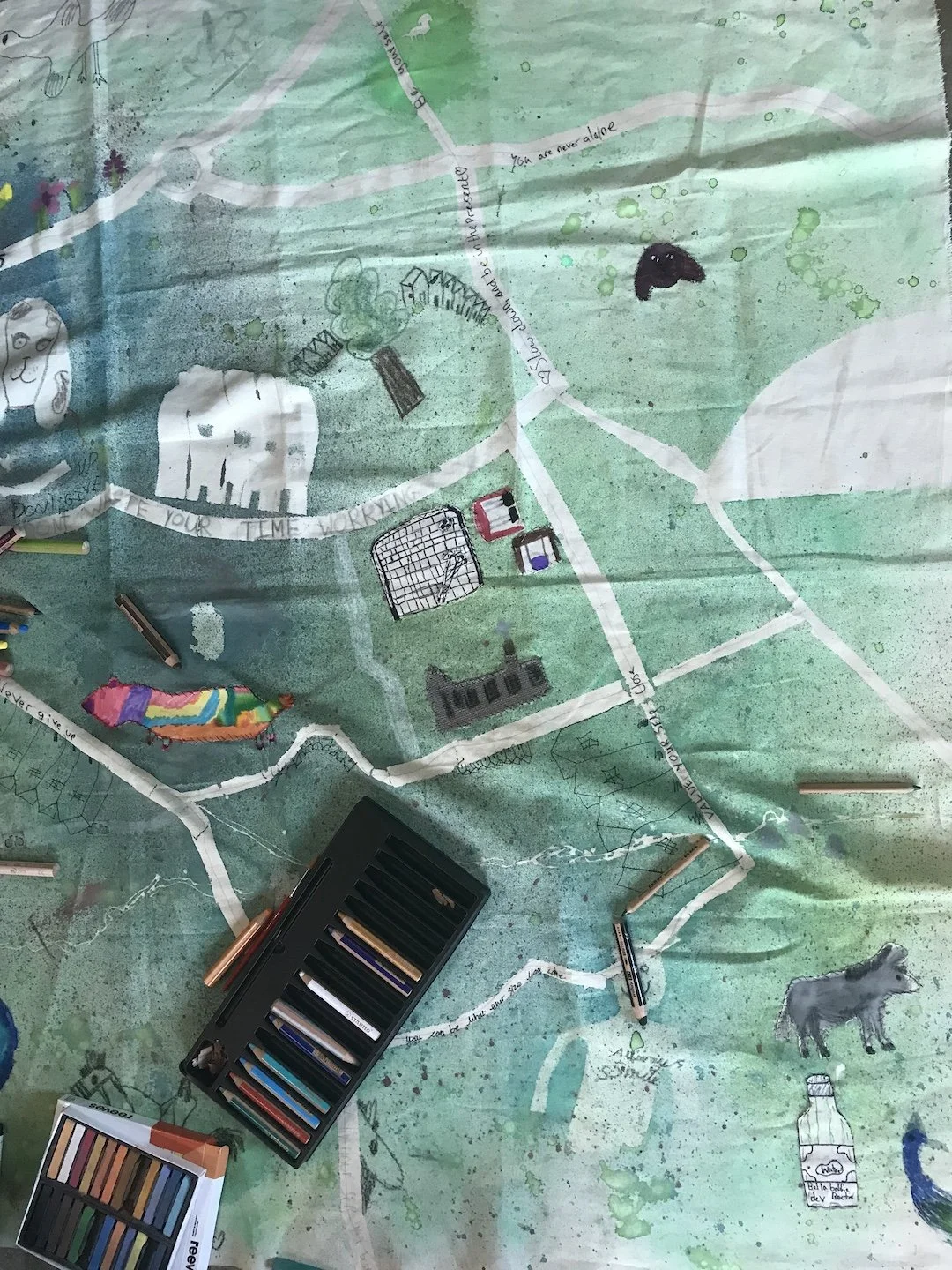 I provided facilitation support for workshops in Shoscombe school, where pupils created a piece of textile art collectively for exhibition