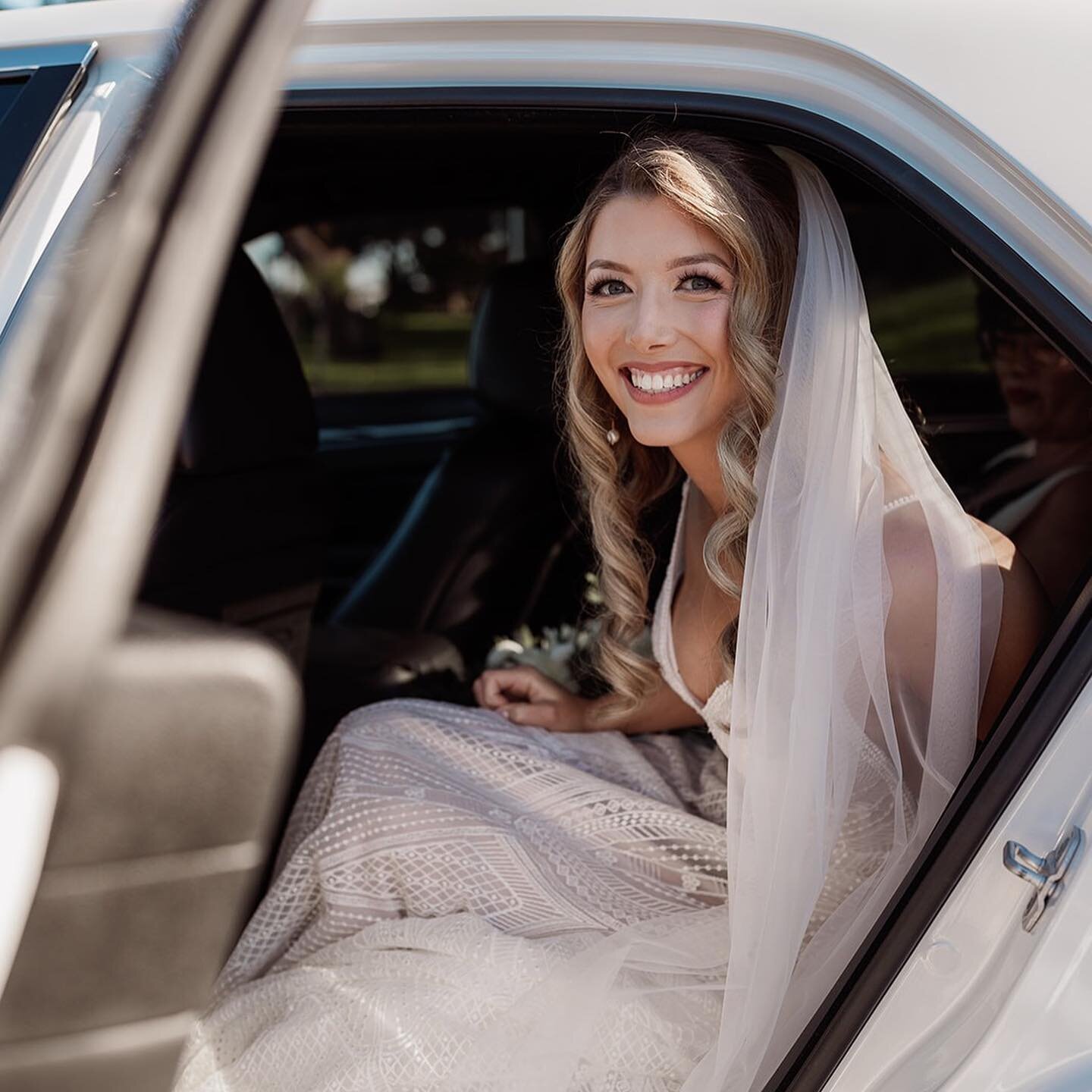 Stunning shots of our gorgeous boho bride. 
Visit our website today to enquire about your date with our talented team of bridal specialists. Link in bio 

#weddingmakeup#bohobride#bridalmakeup#sydneyweddings#sydneymakeup#bridalglam#australia