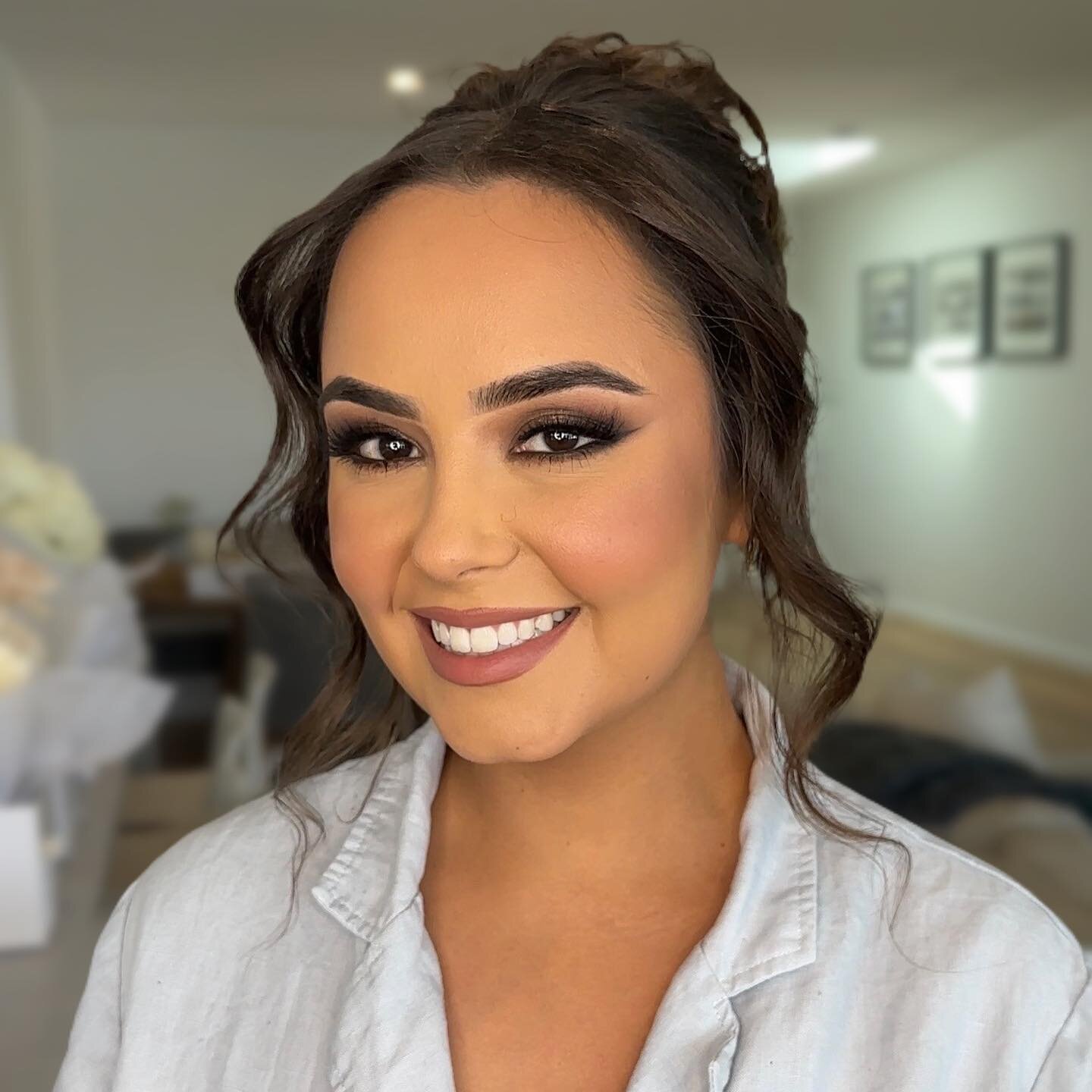 She&rsquo;s iconic 🙌 
The hair and makeup duo @hairbyjeandarkchidiac &amp; @bychloe.makeup  for Isy&rsquo;s stunning bridal party. 

Get in touch today to enquire for your date. Visit www.beautyaesthetix.com