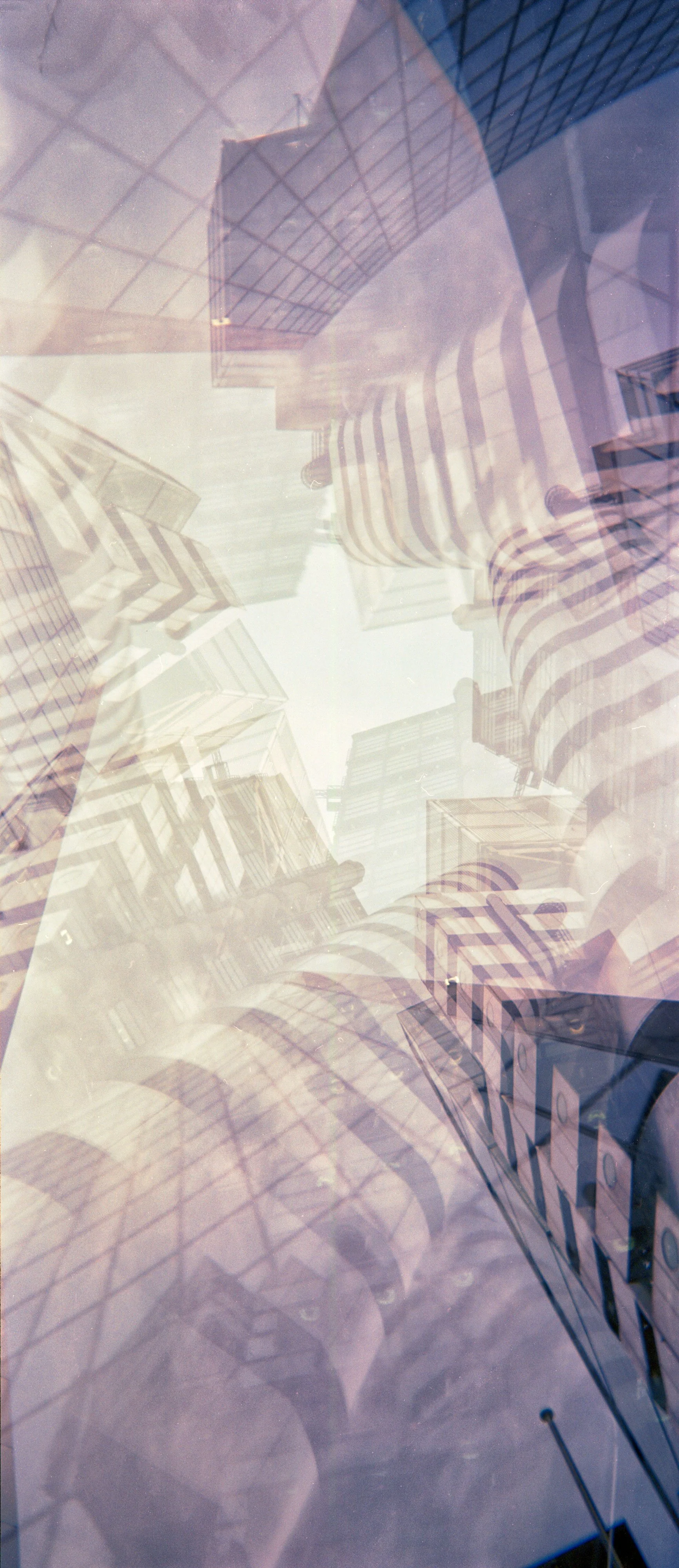 5_Holga120PAN_BeautifulCity_Portra800_City3.jpg