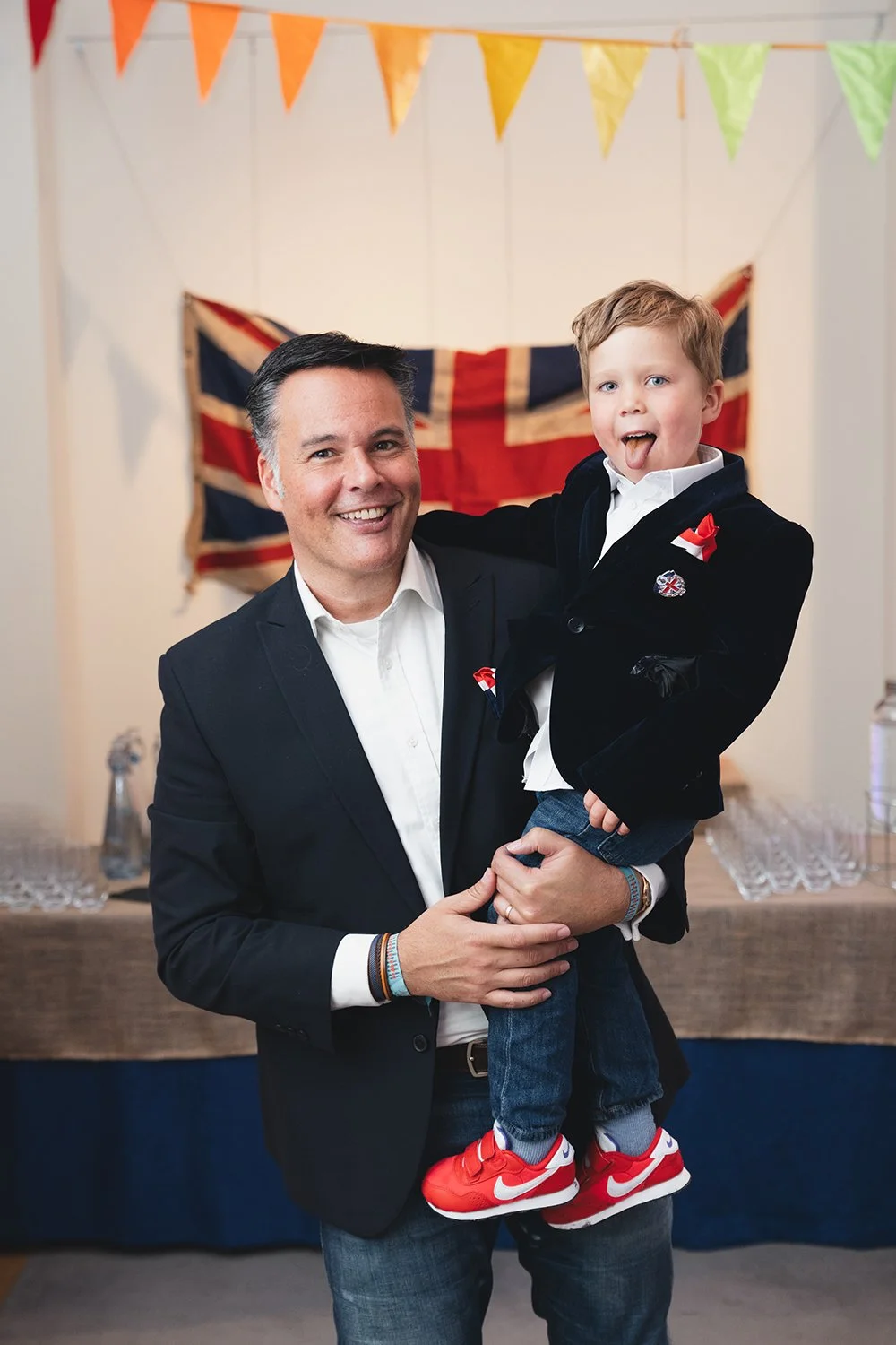 Alasdair's Pageant Watch Party 2022 - 027.jpg