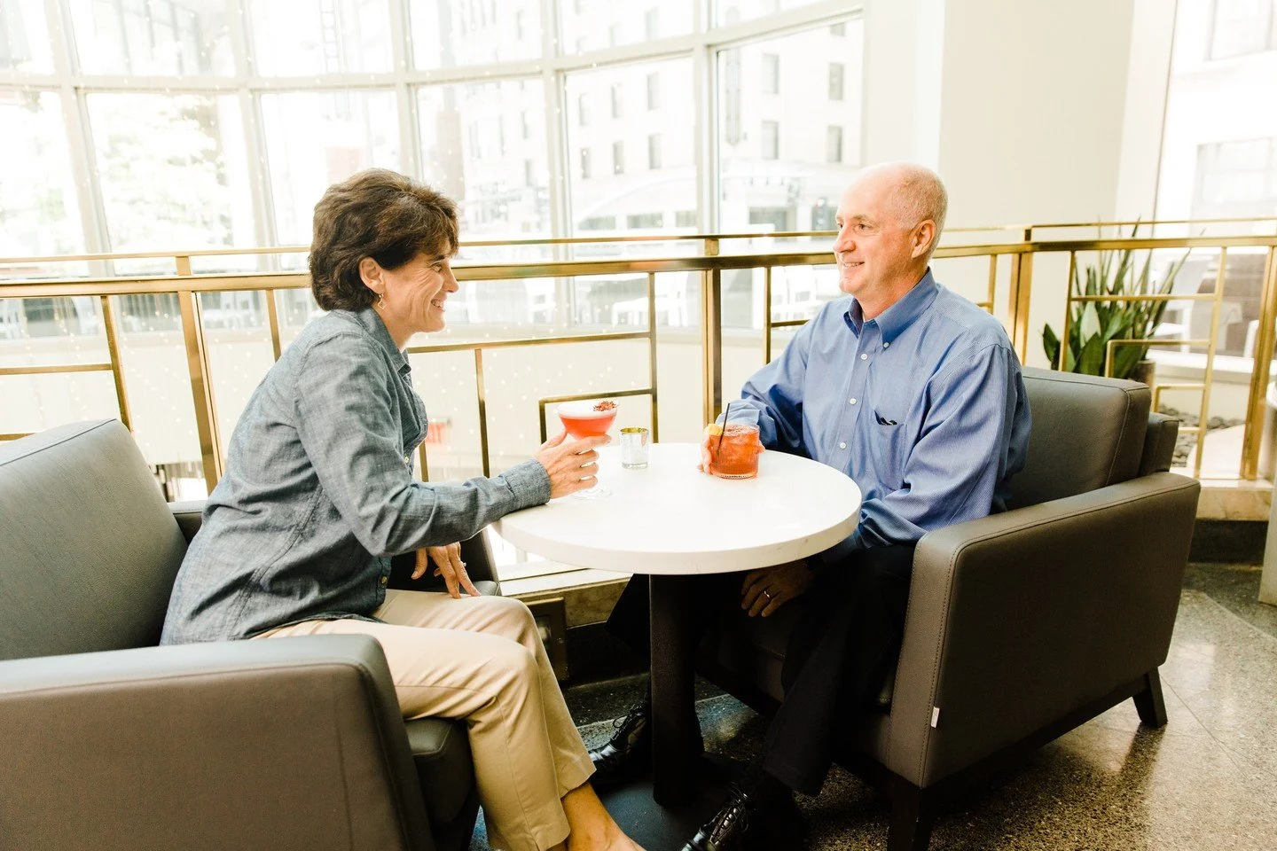 An evening made to savor. Reserve your Valentine&rsquo;s Day table and begin with complimentary champagne and caviar, a Valentine&rsquo;s treat from us to you! ❤️⁠
⁠
#Valentine'sNashville #Valentinesday #Reservations #Deacon's #Nashvilledatespots