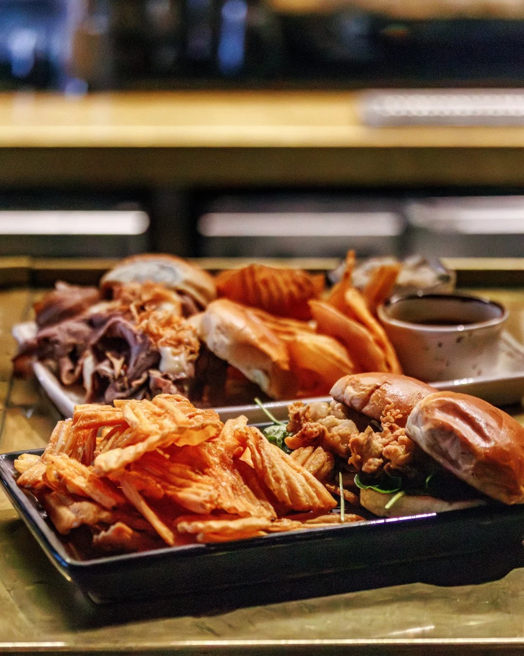 The only difficult decision at Happy Hour? Golden Fried Oyster Sliders or slow-roasted Prime Rib Sliders.⁠
Our recommendation: both.