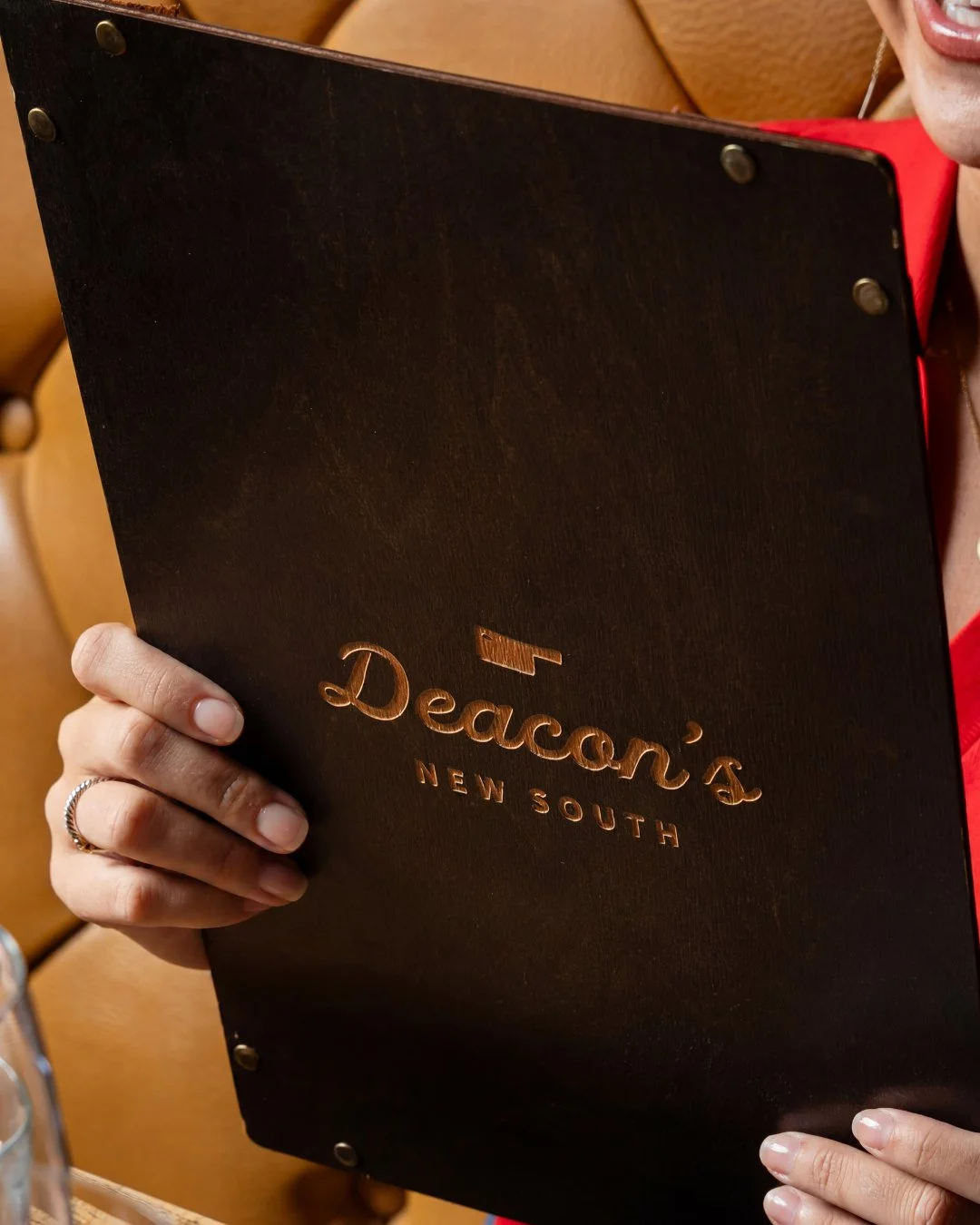 The best part of a three-day weekend? Sunday gets to feel like Saturday. 🍸

Keep Labor Day weekend going with dinner at Deacon&rsquo;s and explore a few favorites from our menu. We'll handle what's on the table, you just enjoy having no where to be 