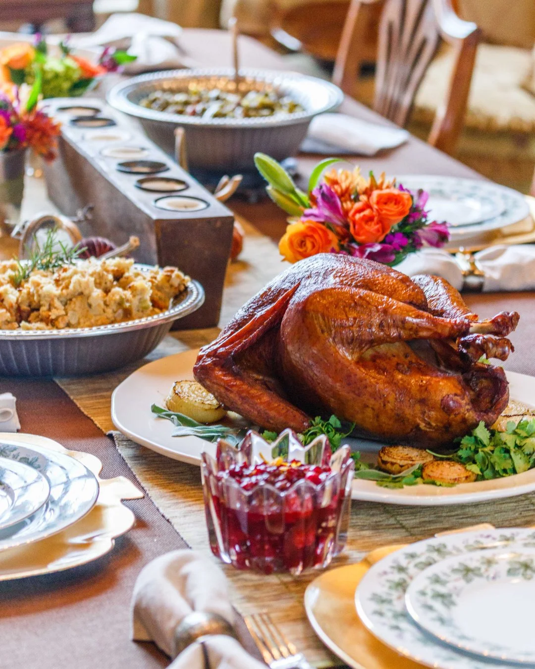 Let us handle the holiday cooking- From turkey to brisket or ham plus all the fixin's you love 🦃 Order online by Saturday, 11/22 at 2PM! ⁠
⁠
Order link can be found in our bio