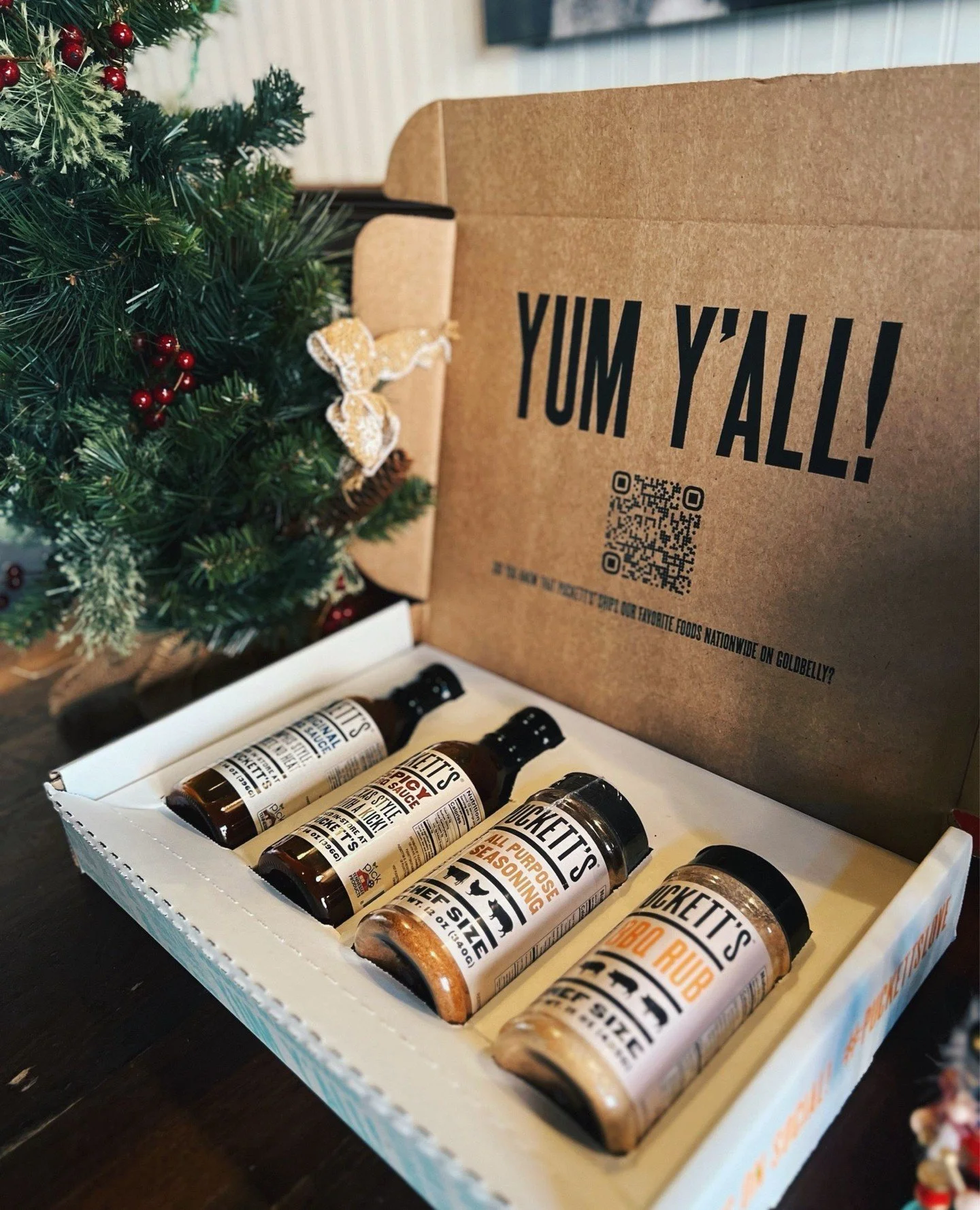 We've got the perfect gift this Christmas, ya'll! 🎁 Mix and match four of your favorite sauces and spices for just $29.99! ⁠
⁠
Order at the link in our bio!⁠
⁠
#Holidaysales #gifts #BBQsauce #Holidaydeals